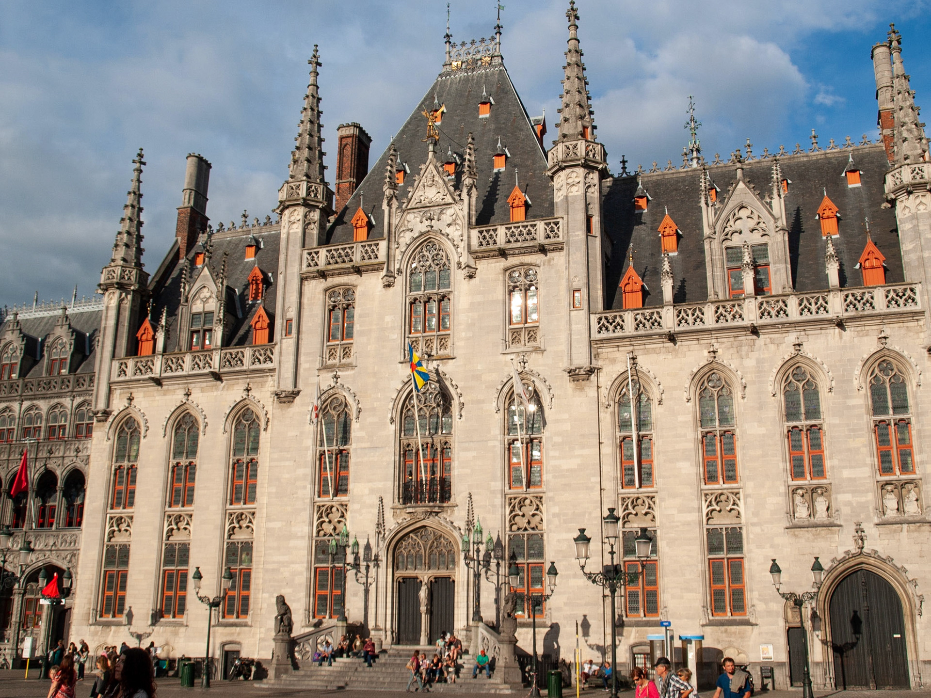 Provinciaal Hof in Bruges Markt square