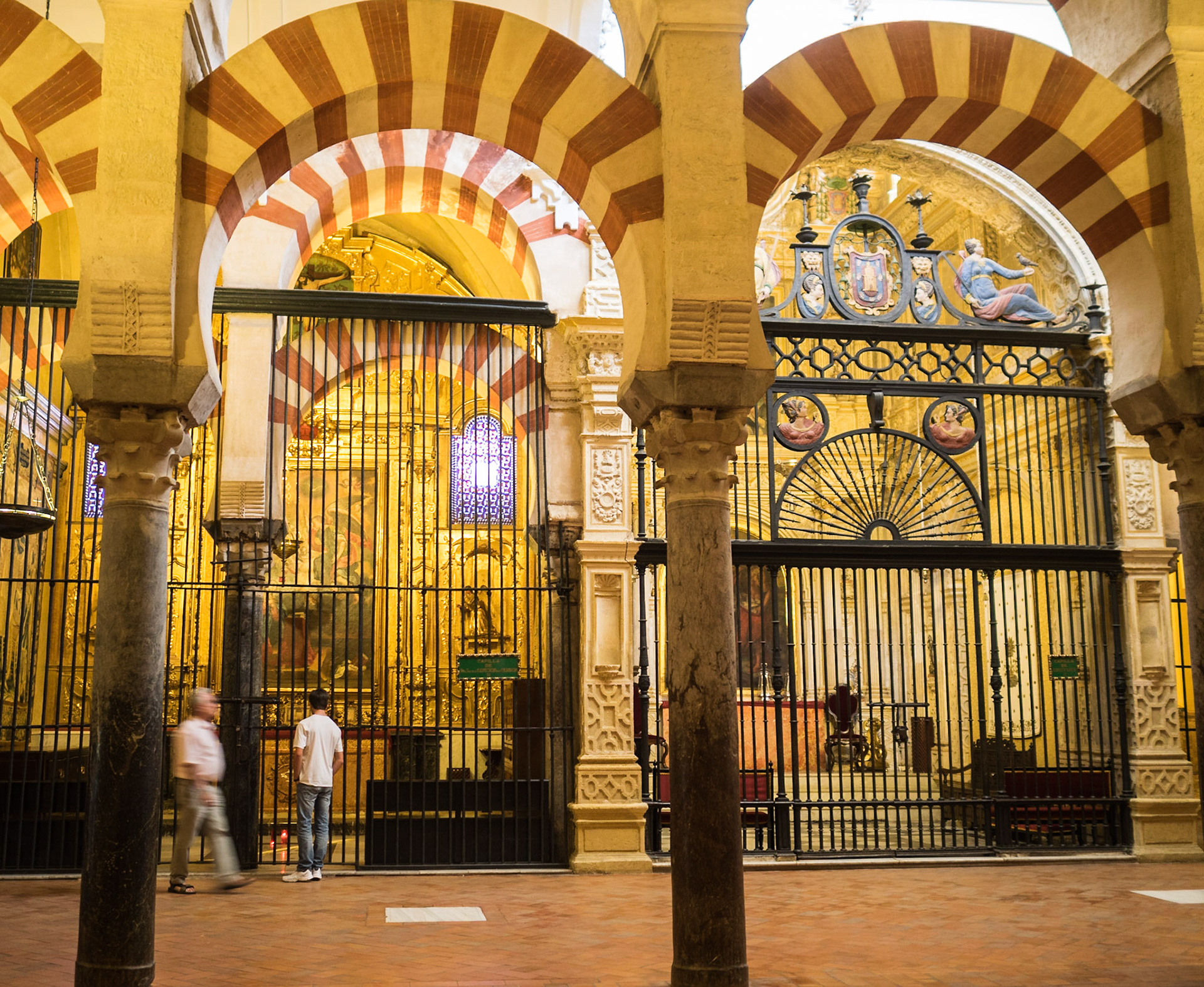 Side Altars and columns