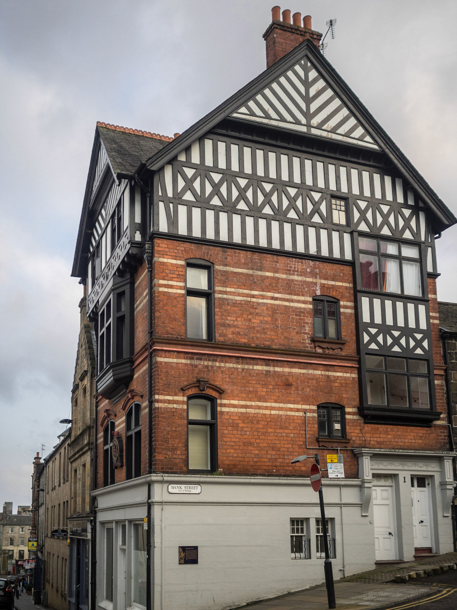 Old house in Stirling street
