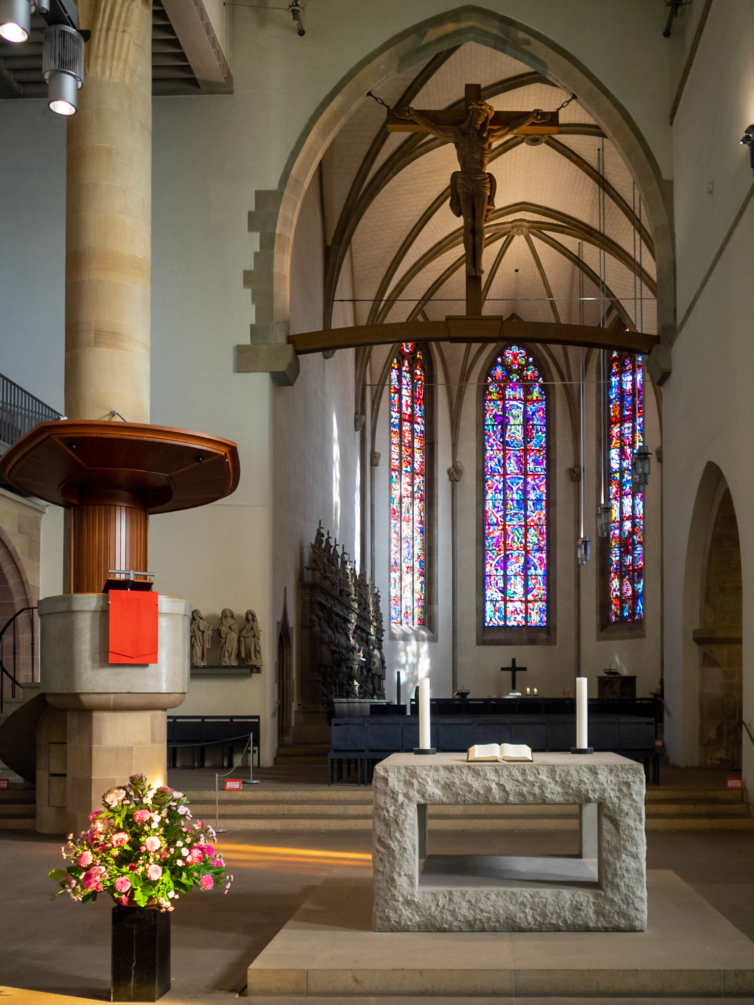 Stuttgart Stiftskirche interior