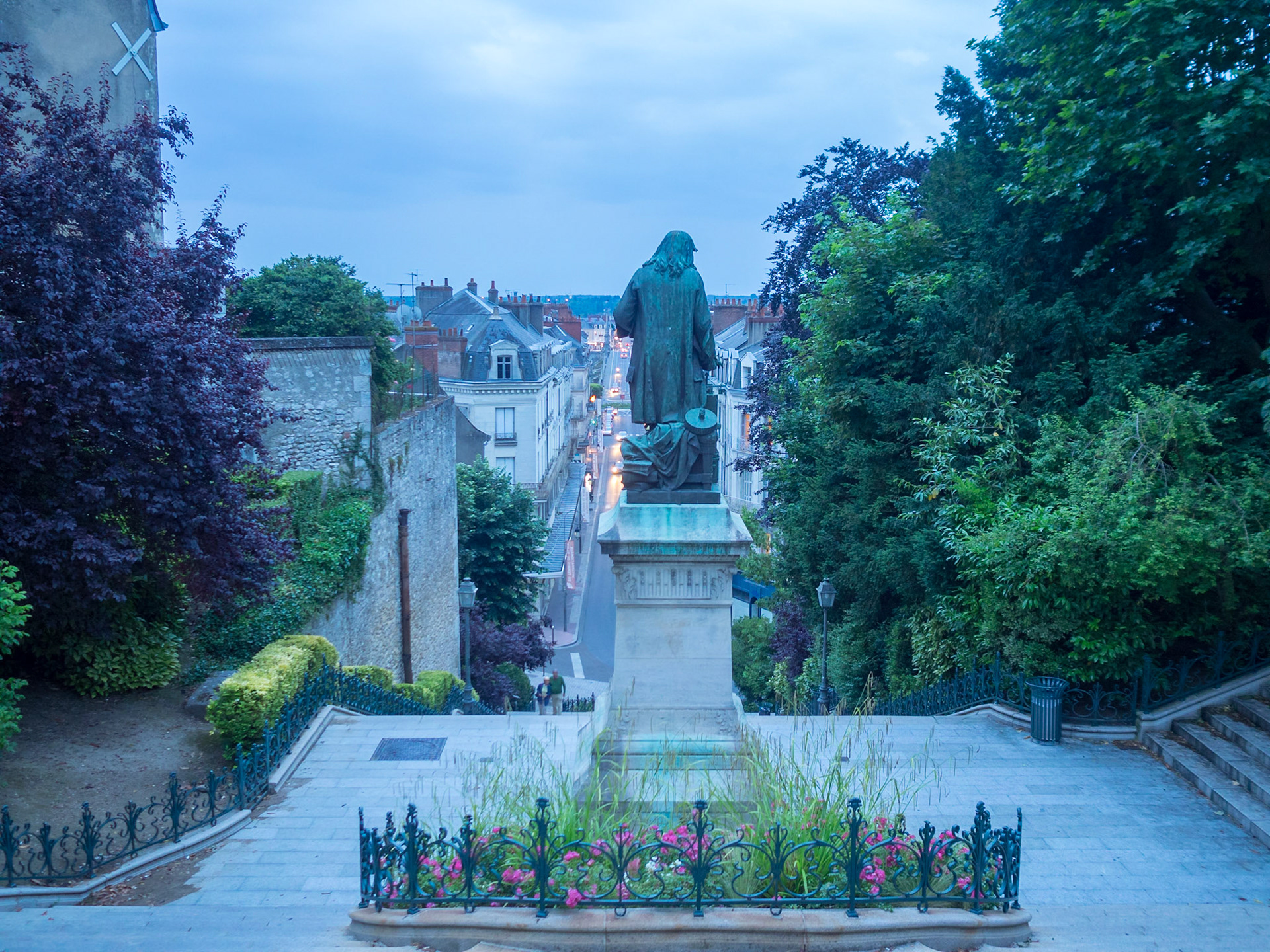 Blois street at dusk