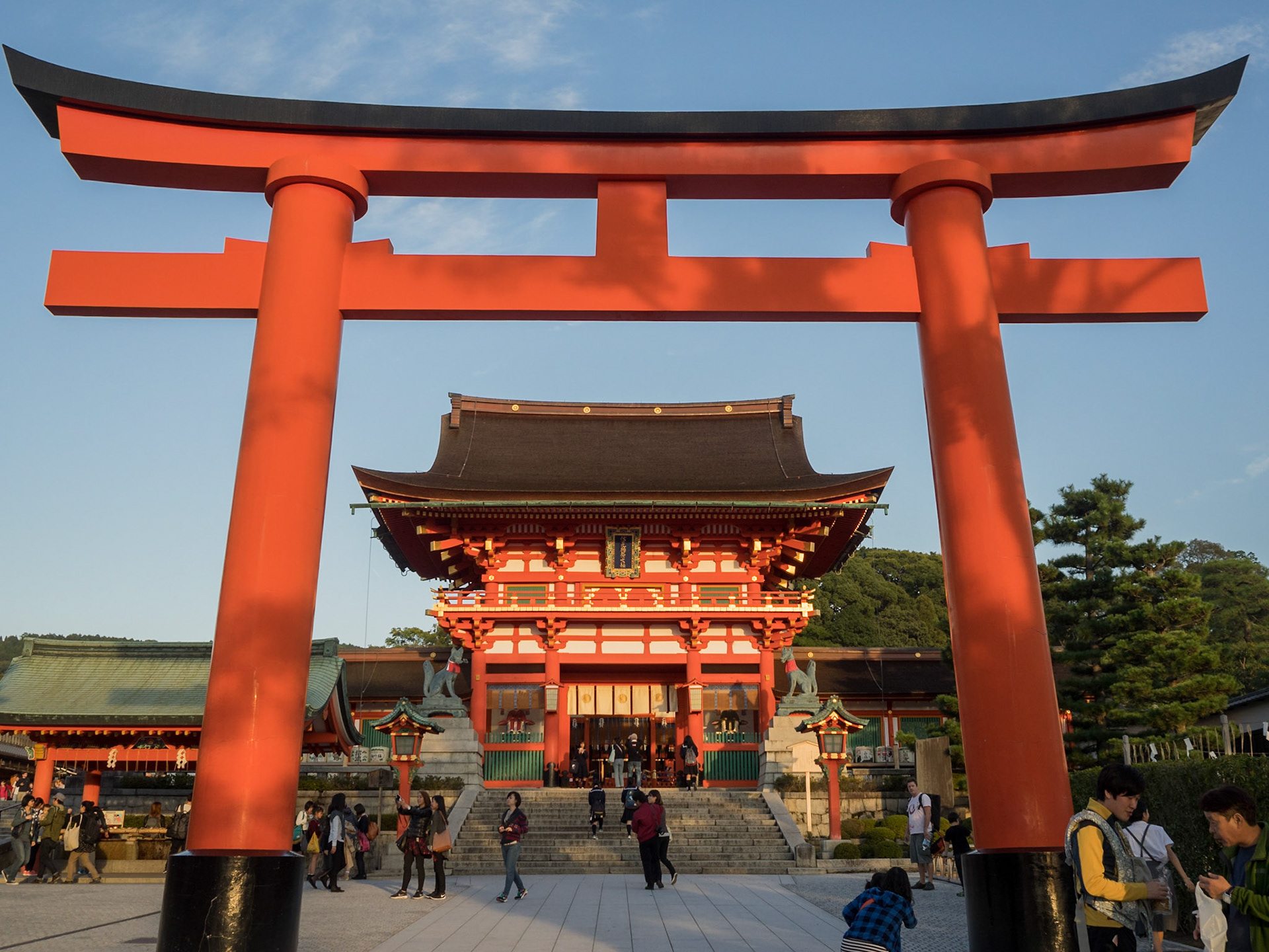 Red tori at  Fushimi Inari-Taisha temple