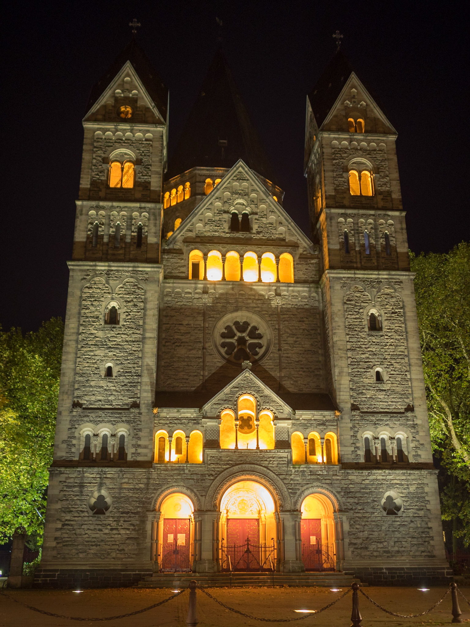 Temple Neuf at night, Metz