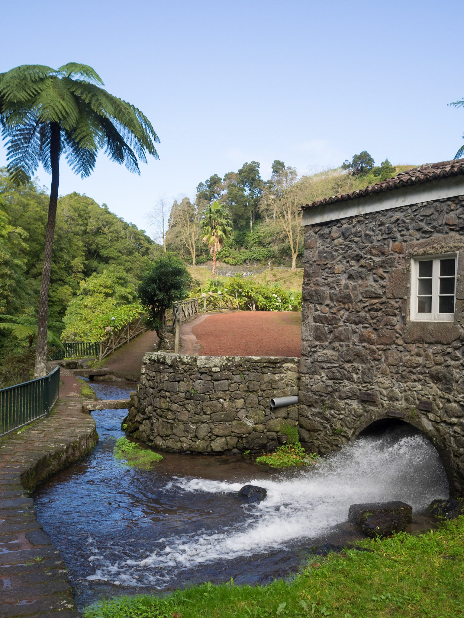Parque Natural Ribeira dos Caldeirões water mill