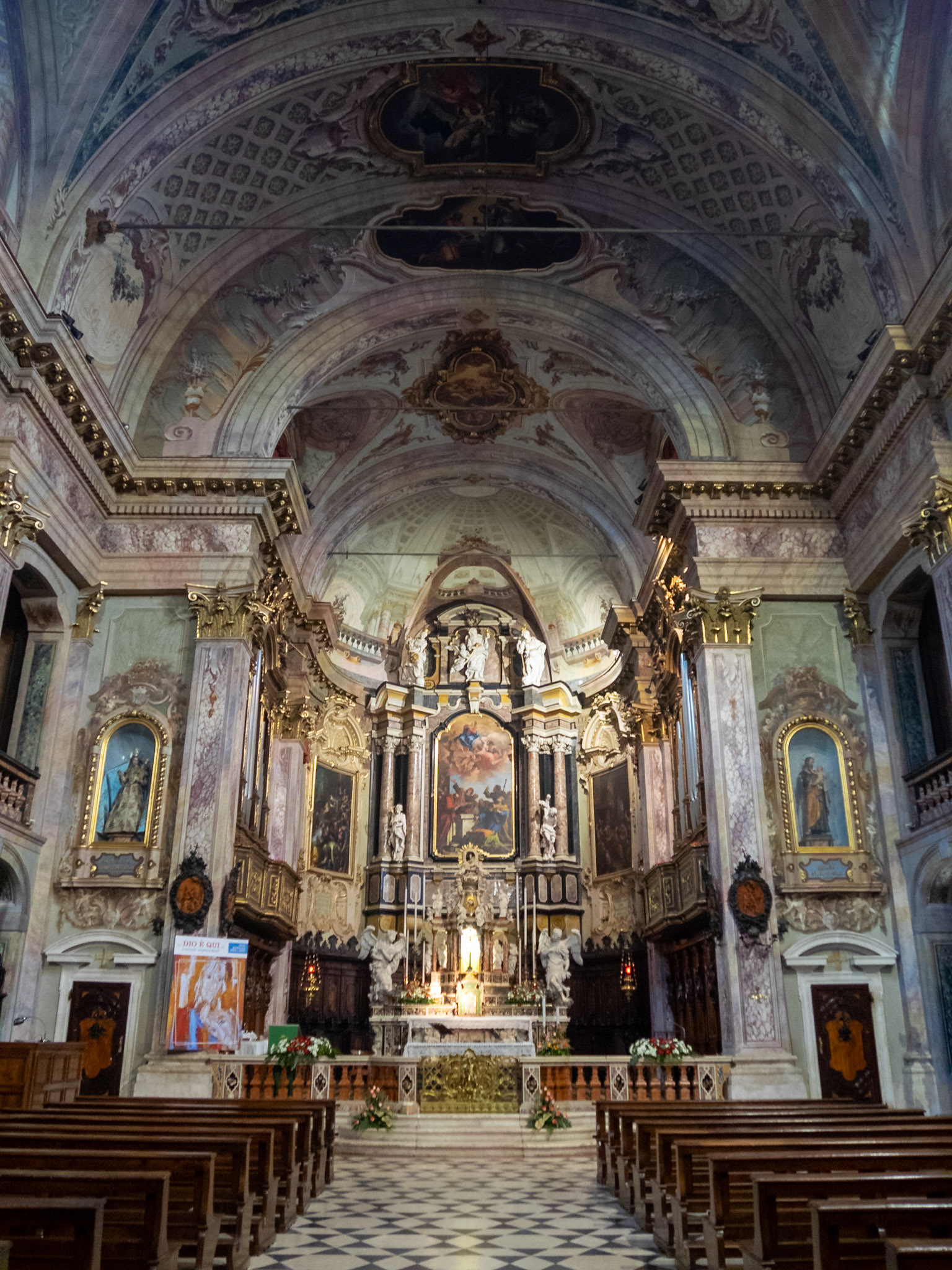 Basilica di Santa Maria Assunta high altar, Clusone