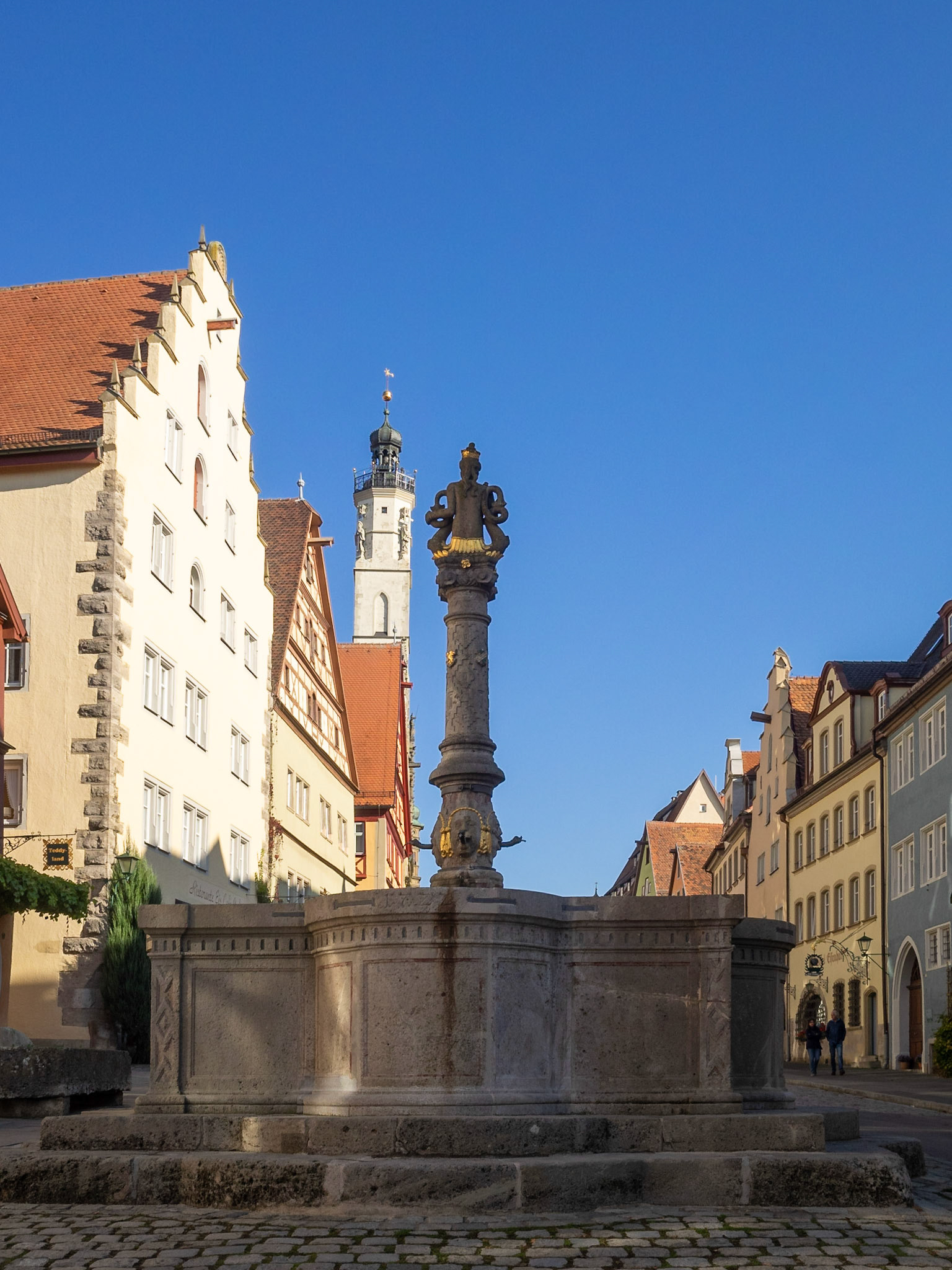Rothenburg ob der Tauber street fountain