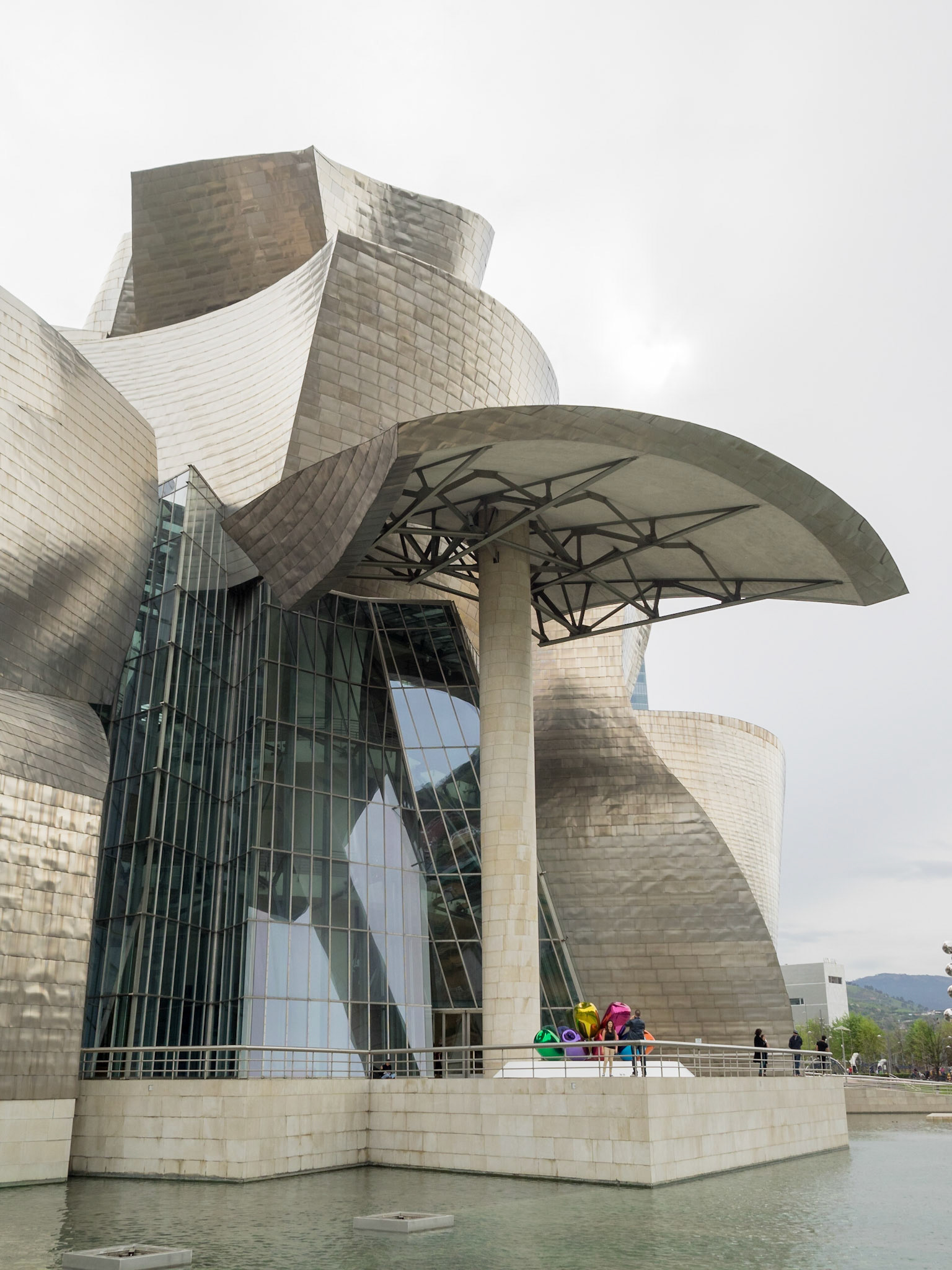 Guggenheim Museum Bilbao exterior