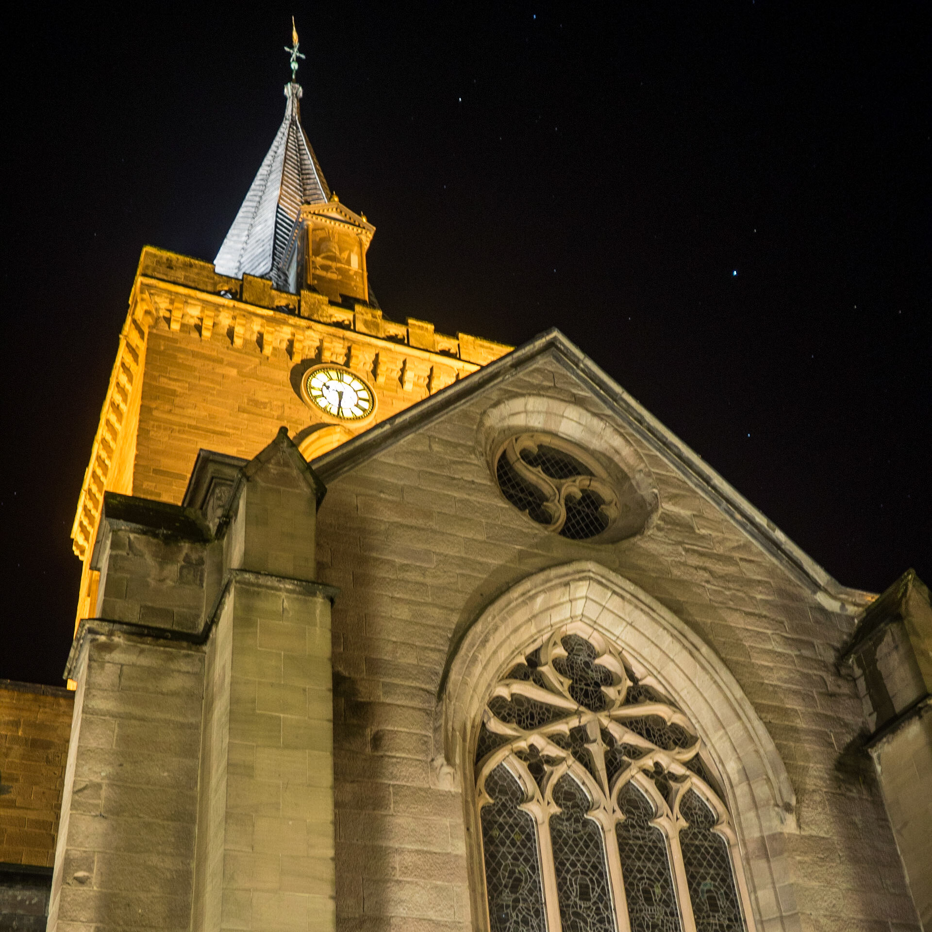 Night view of Perth St John's Kirk