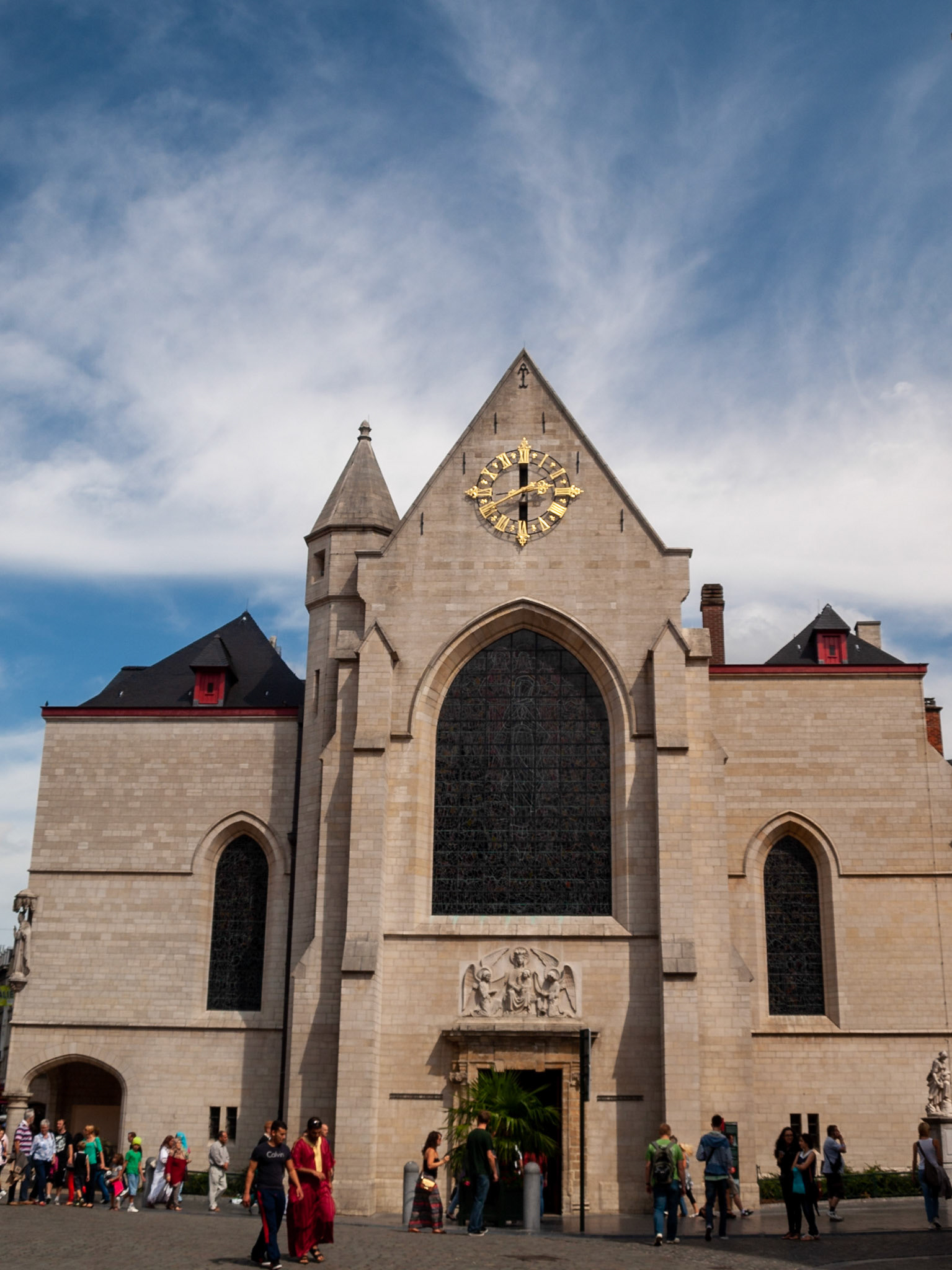 Saint-Nicolas church facade