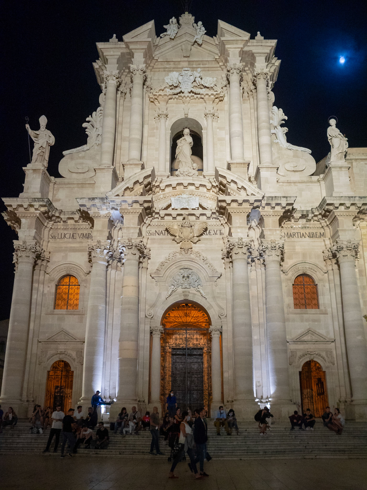 Facade of the Syracuse Cathedral at night