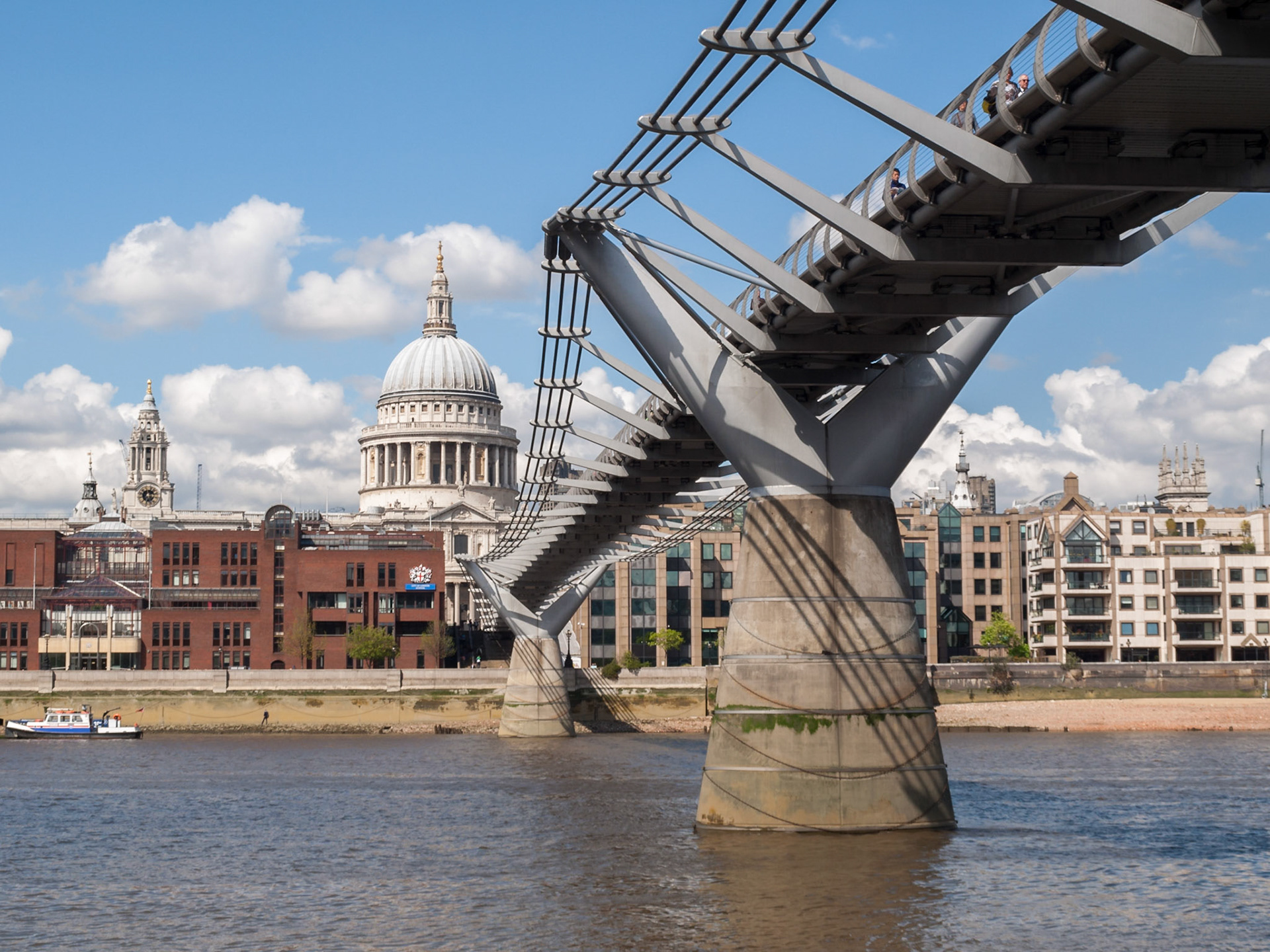 Millennium Bridge over Thames river