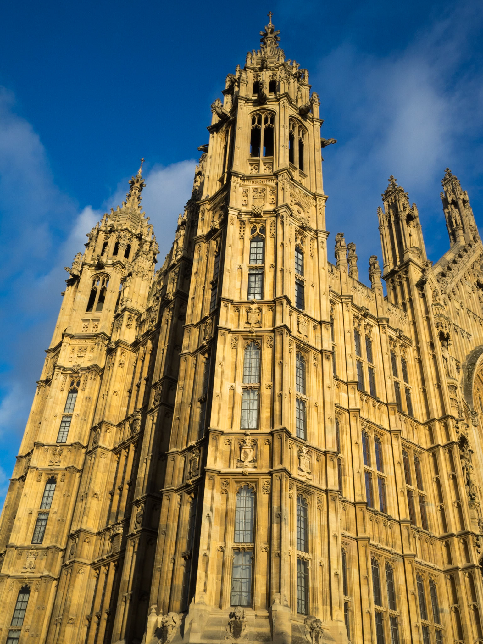 Palace of Westminster facade windows