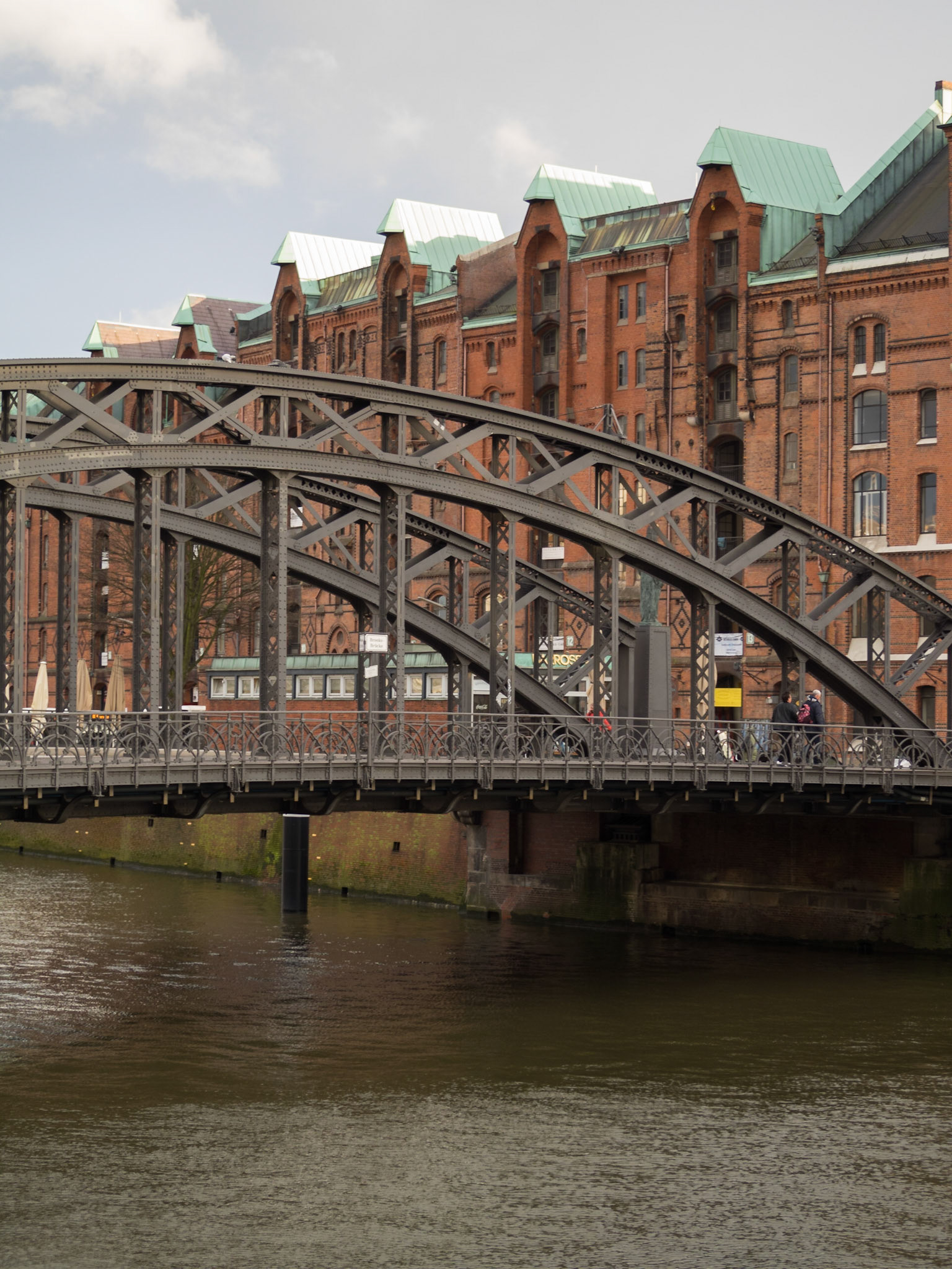 Iron bridge over Zollkanal in Hafen City