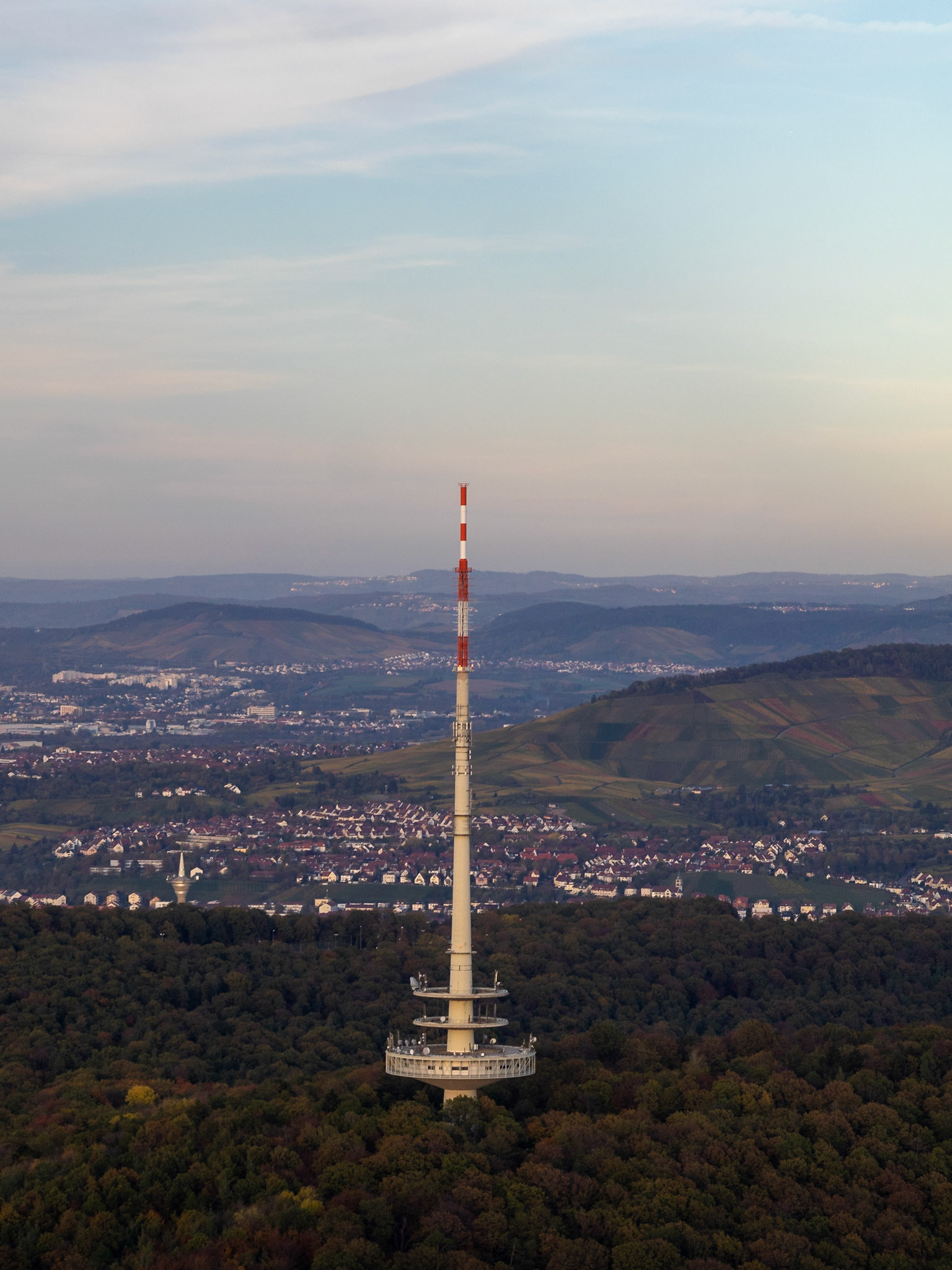 tuttgarter Fernmeldeturm seen from Fernsehturm