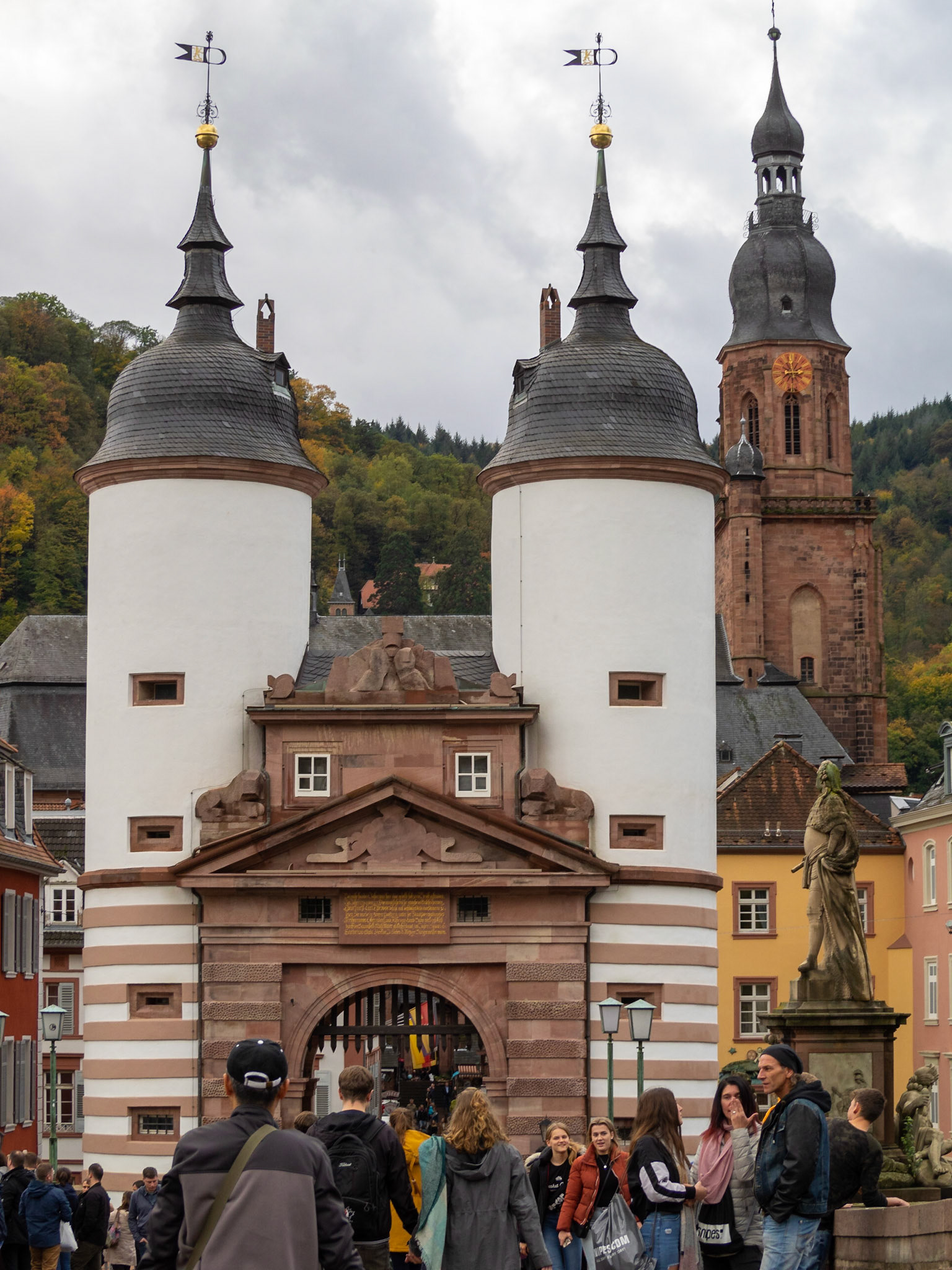 Pedestrians in Alte Brücke Heidelberg