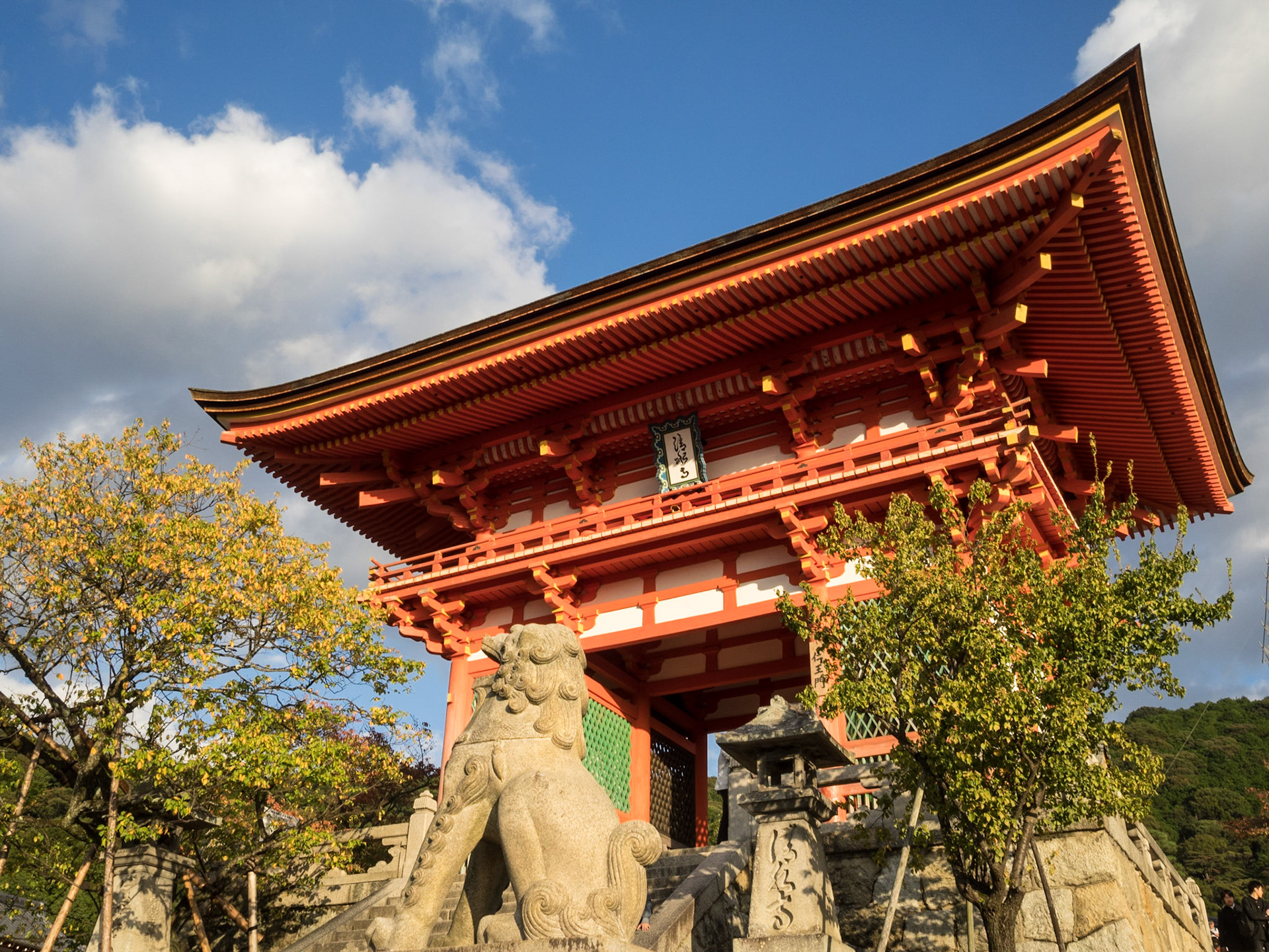 Kiyomizu-dera Buddhism temple main gate