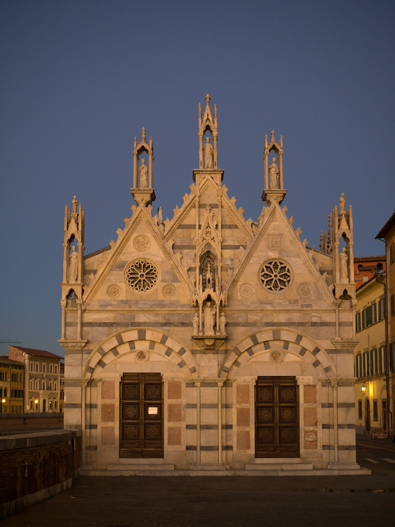 Santa Maria della Spina at night