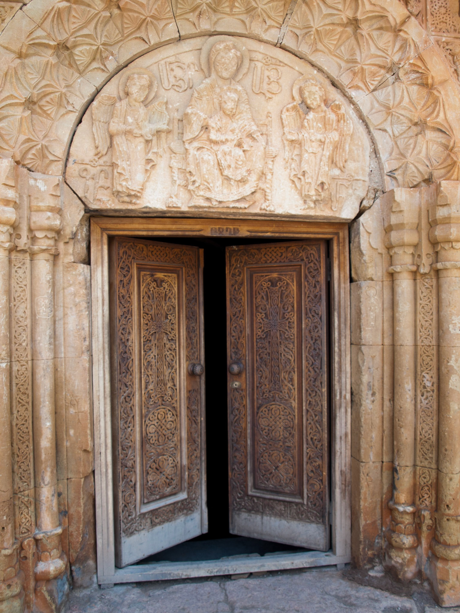 Noravank monastery Surp Astvatsatsin Church door