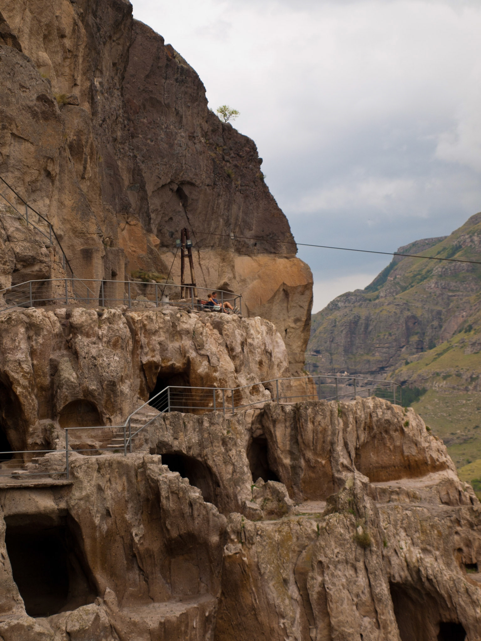 Vardzia cave city