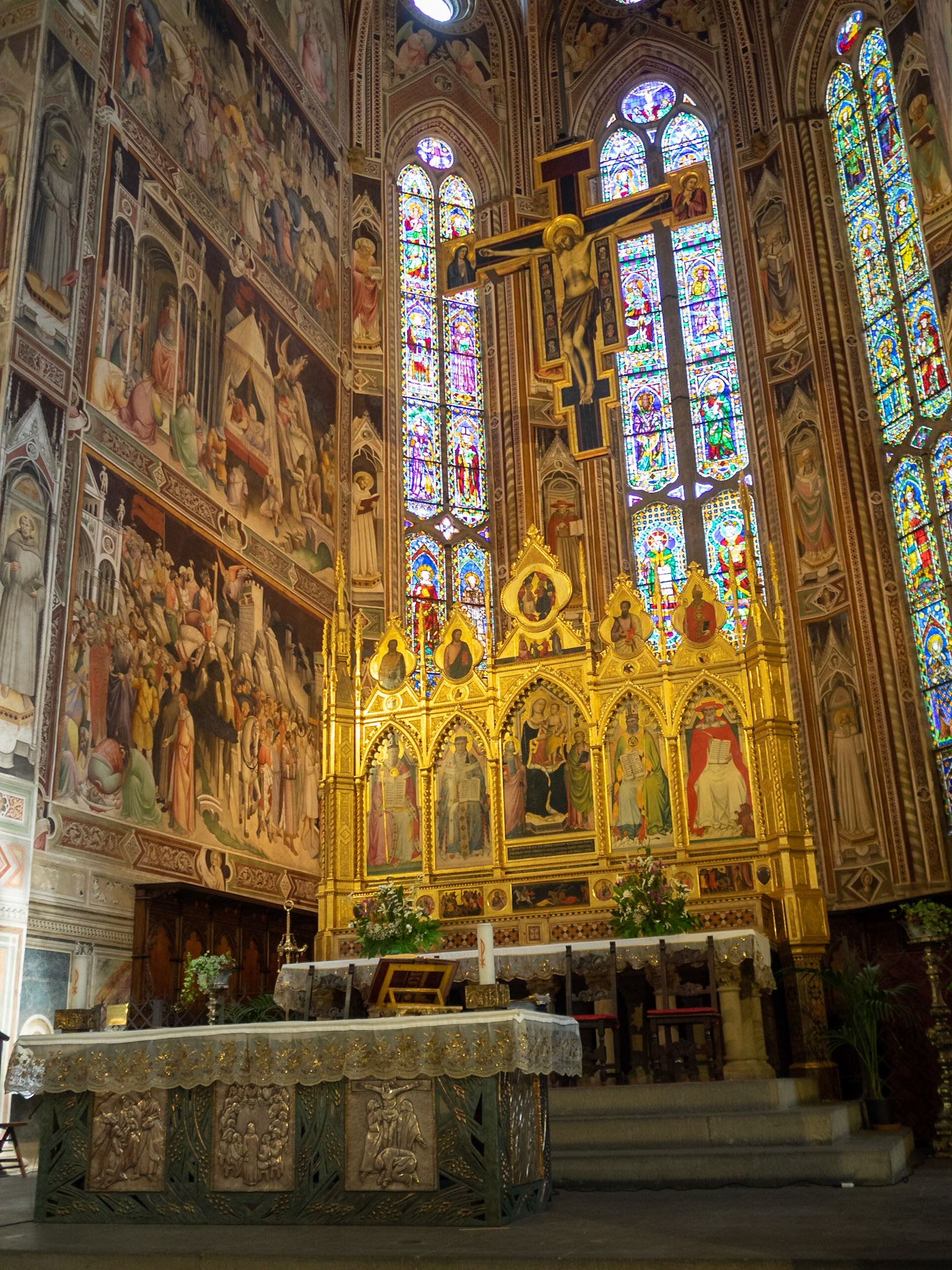 Basilica di Santa Croce altar, Florence