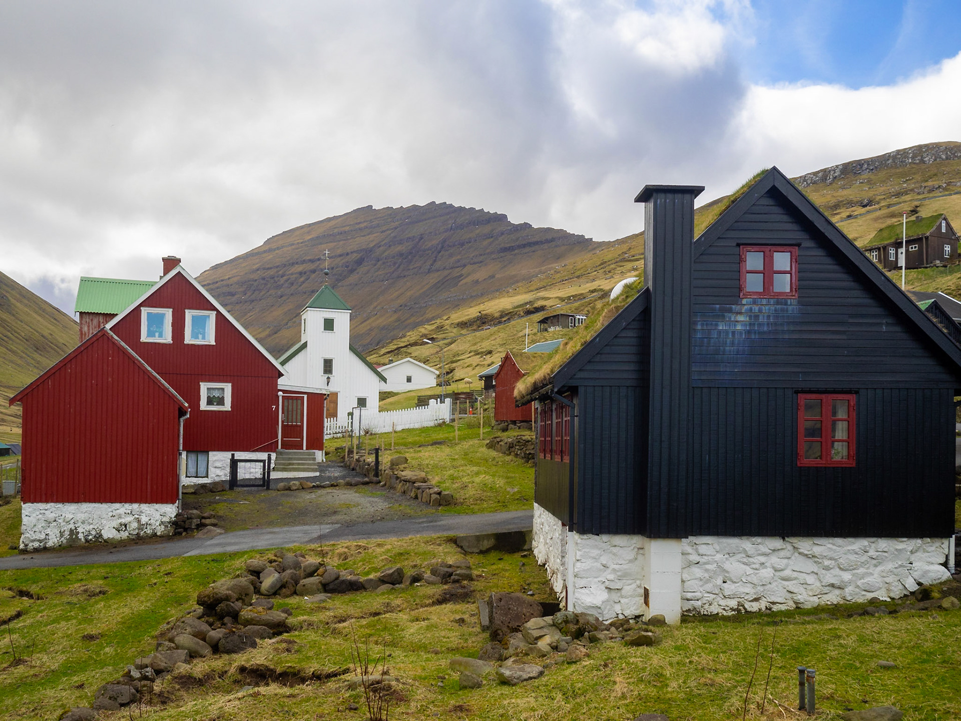 Elduvík colorful wooden houses