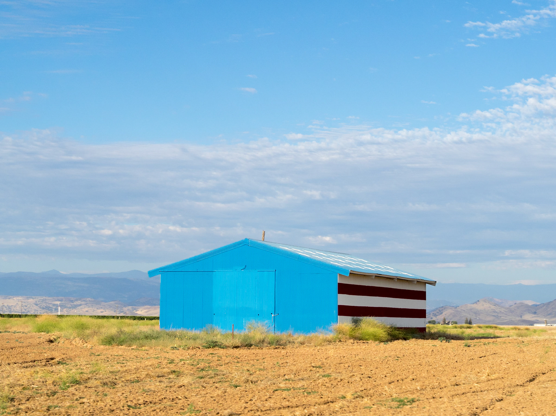 A shack somewhere in California plains