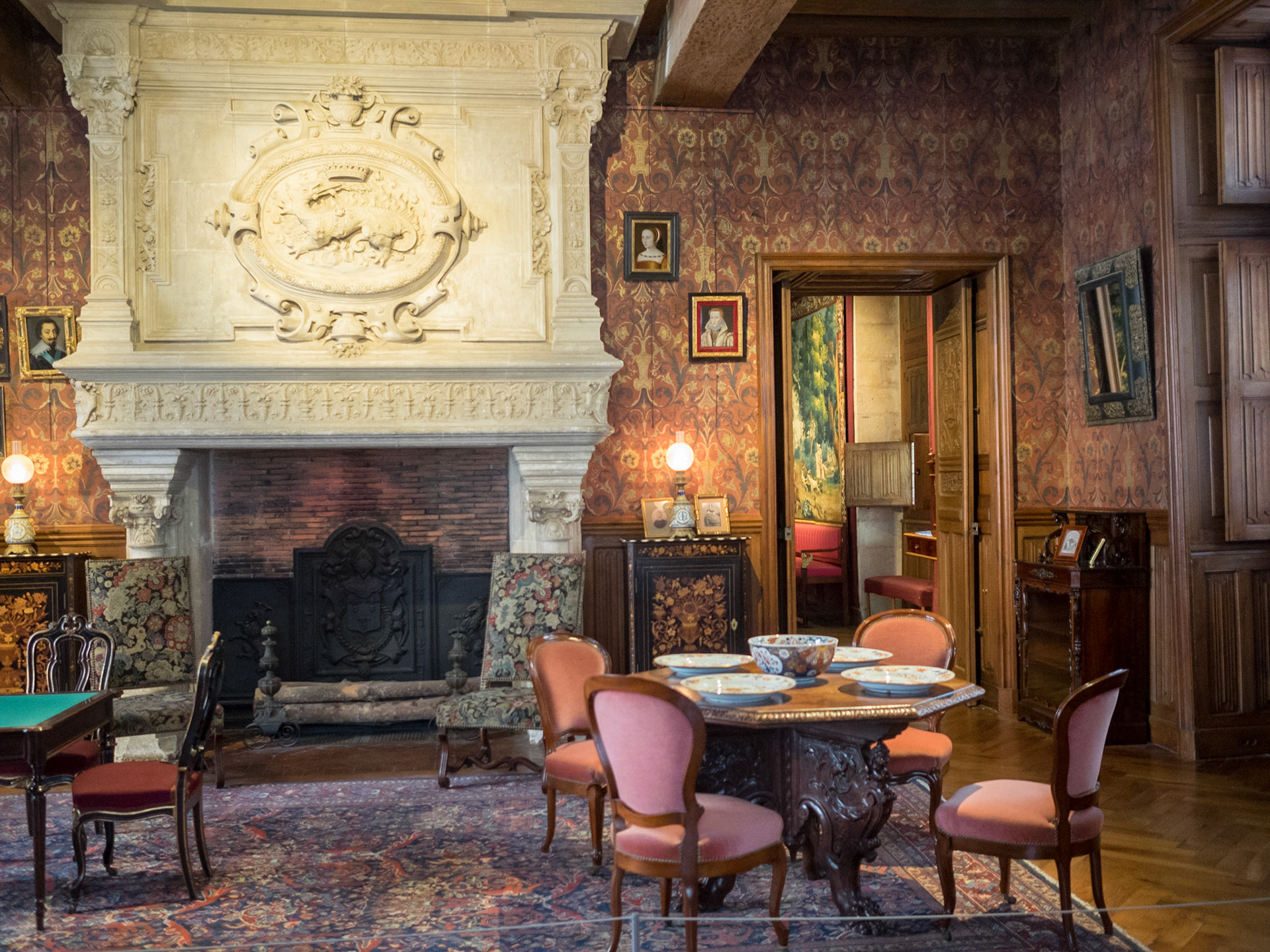 Chateau of Azay-le-Rideau inetrior room