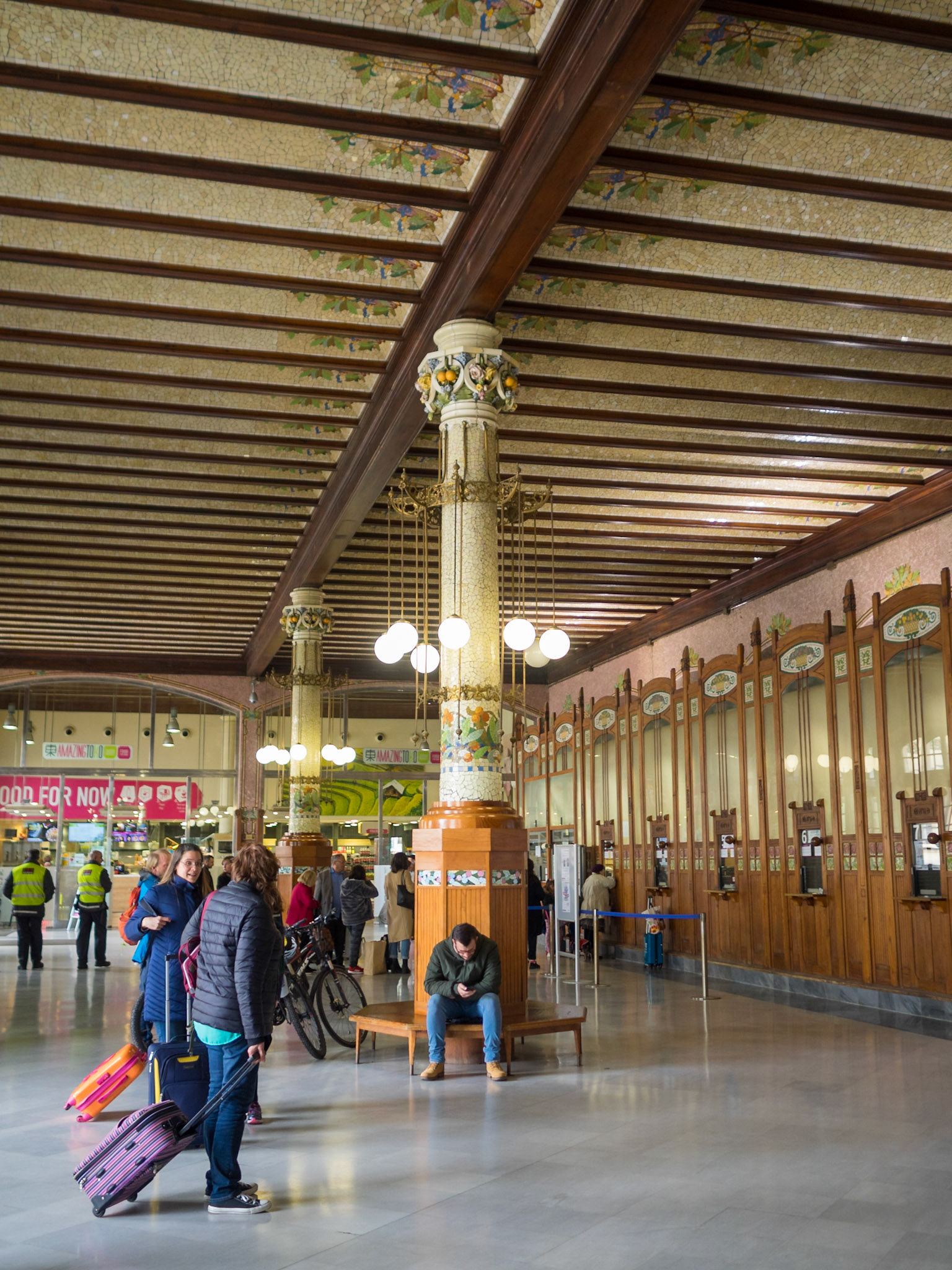 Main hall and ticket booths of Valencia Nord train station