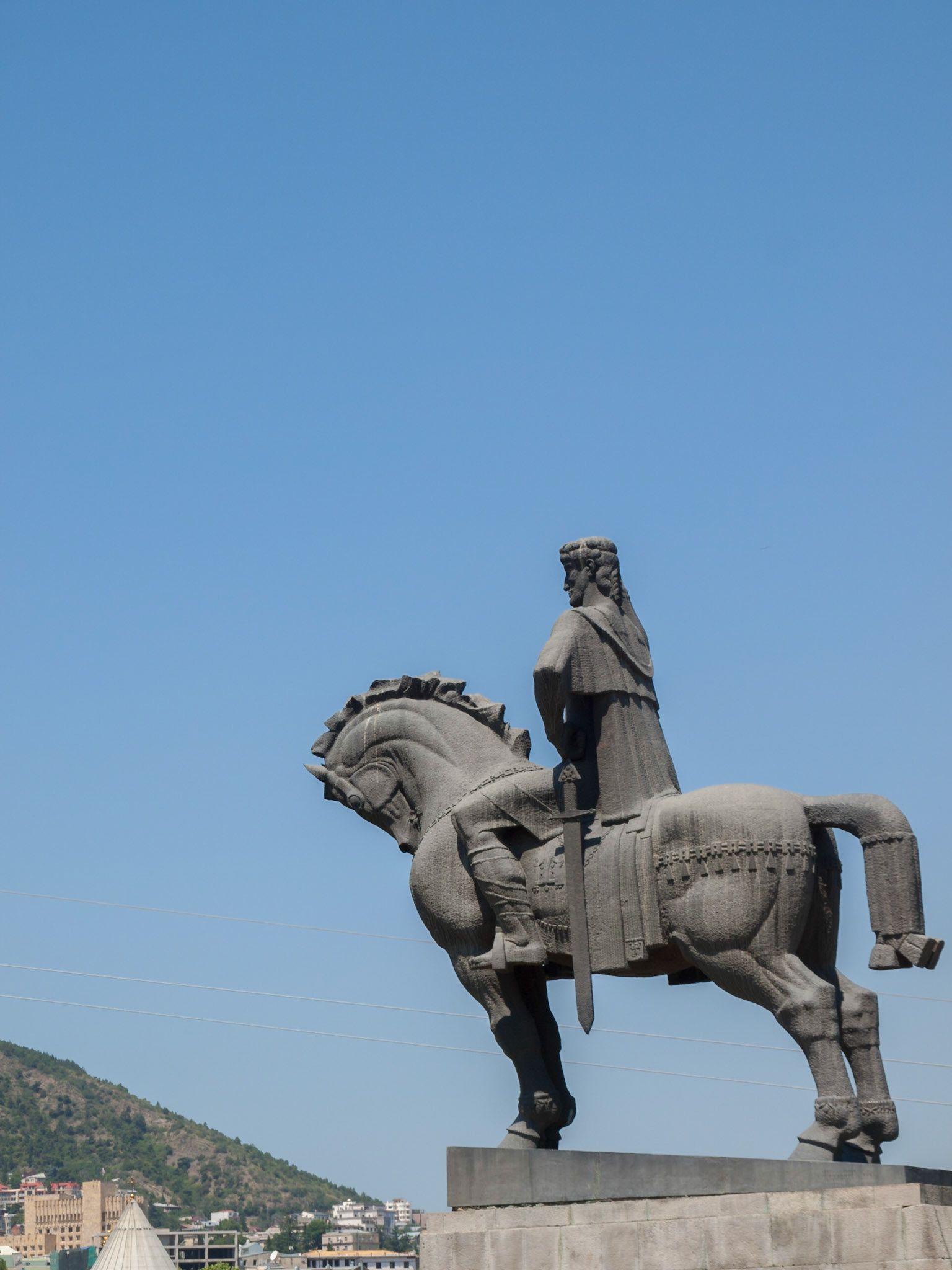 Equestrian statue of King Vakhtang Gorgasali, Tbilisi