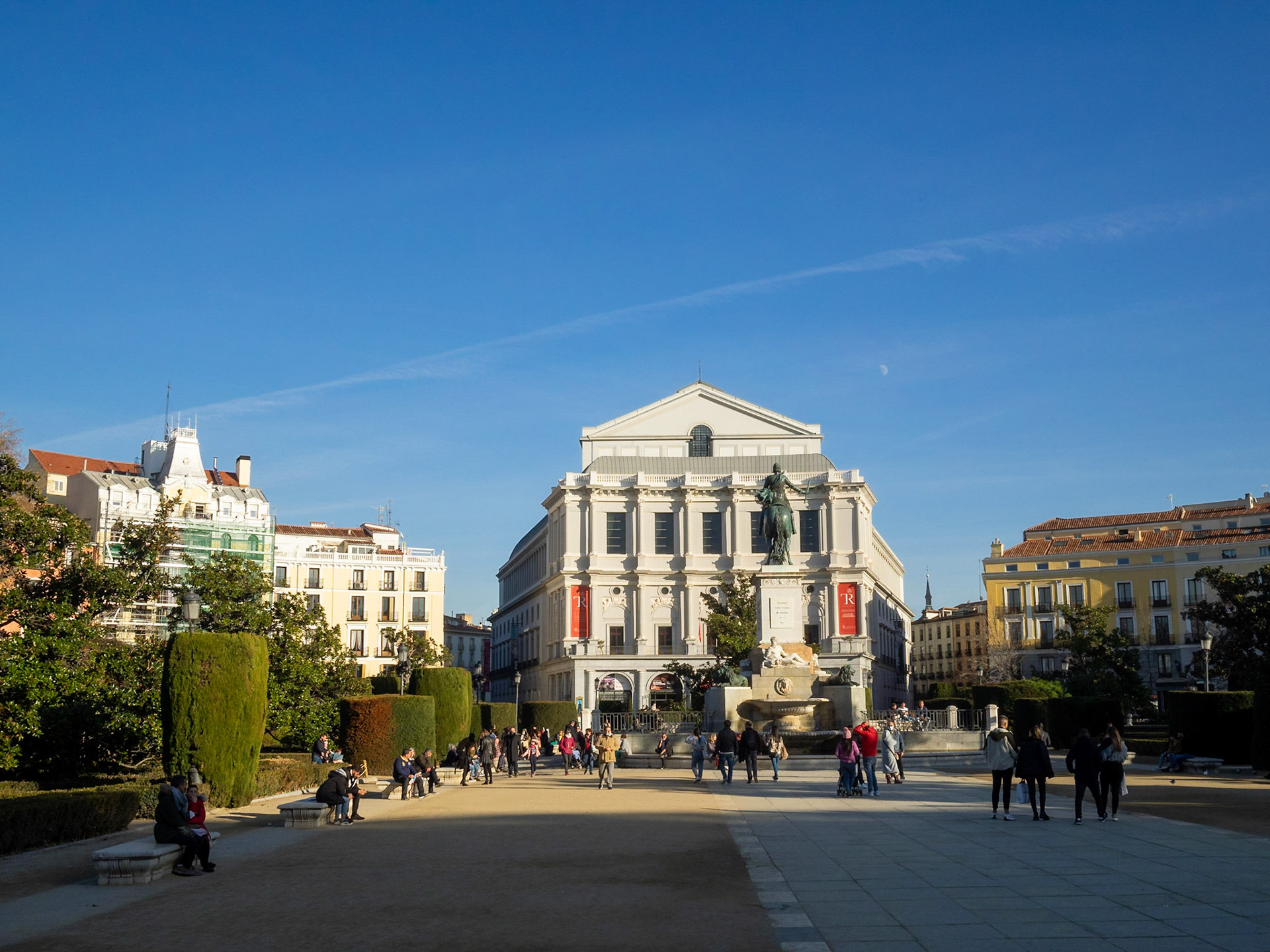 Madrid Royal Theater and Plaza de Oriente with Philip IV statue