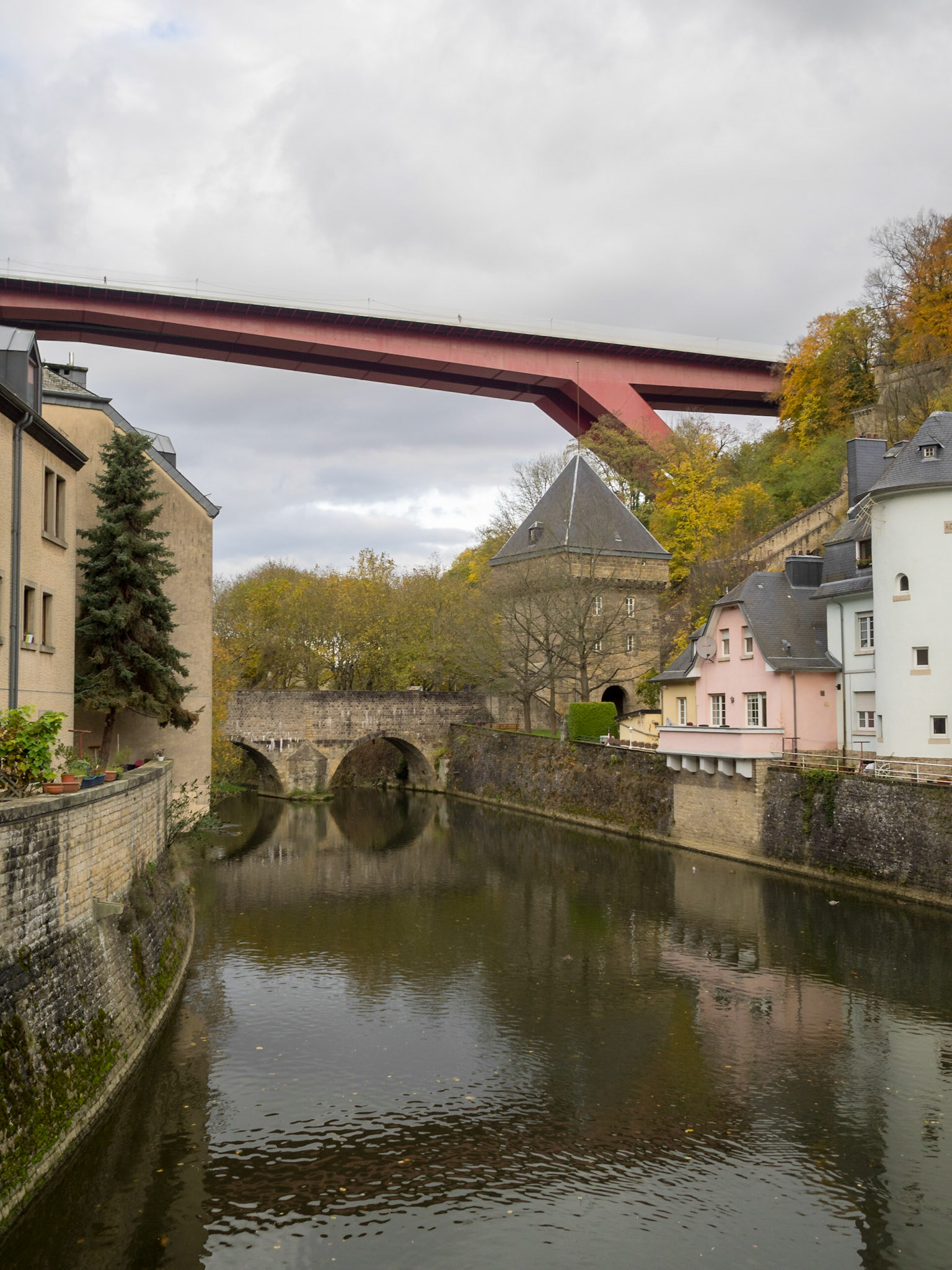 Grand Duchess Charlotte Bridge over the Alzette river and Pfaffenthal