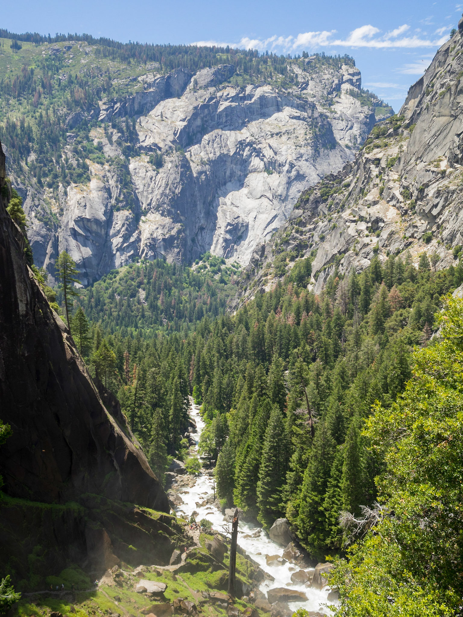 Merced River runnings down High Sierra Loop Trail