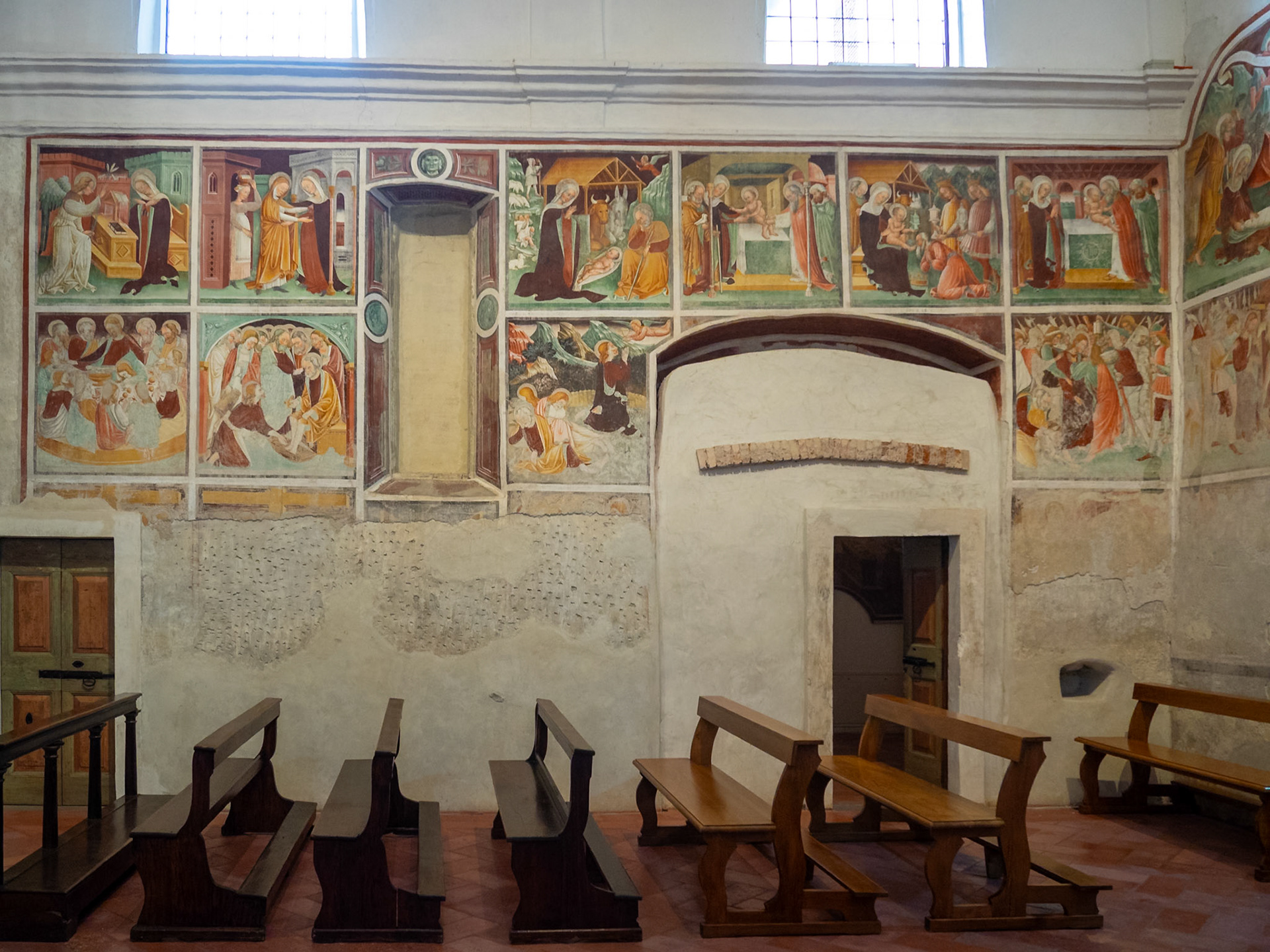 Oratorio dei Disciplini interior frescos of the life of Christ, Clusone