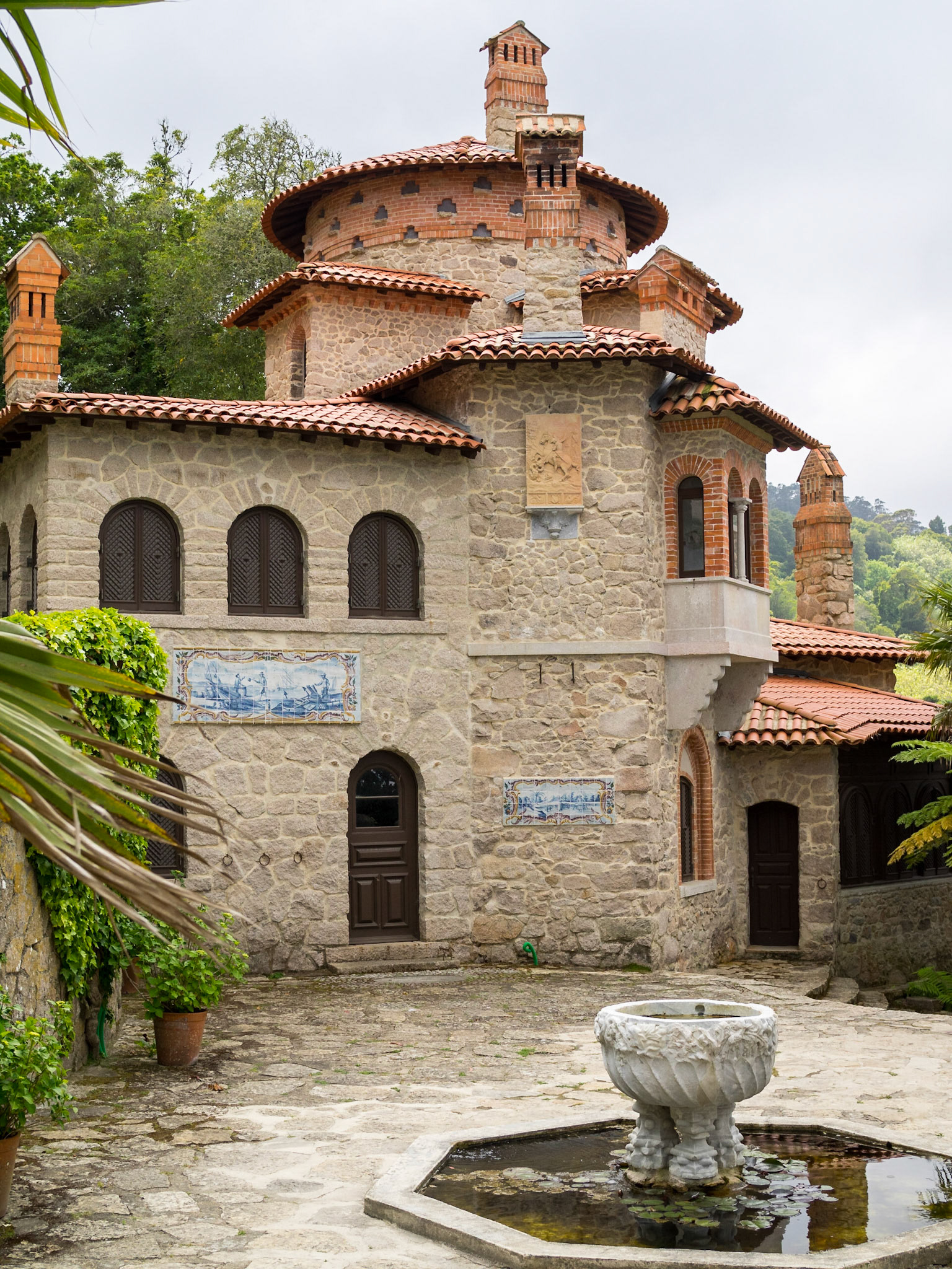 Villa Sassetti building