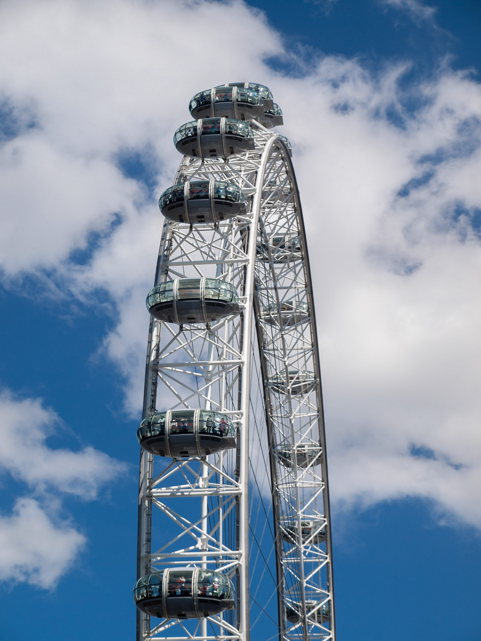 London Eye capsules