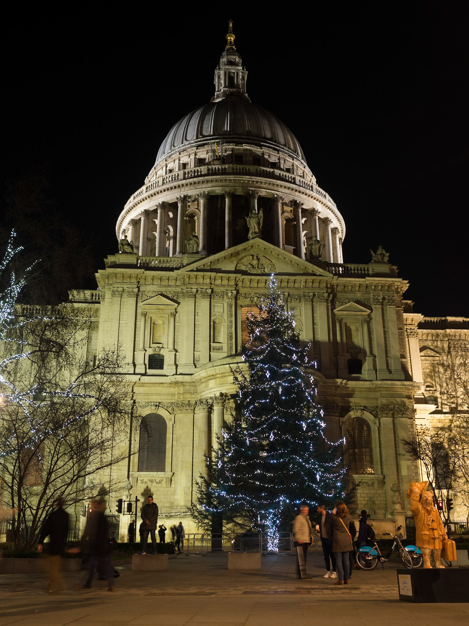 Christams Tree by St Paul's Cathedral at night