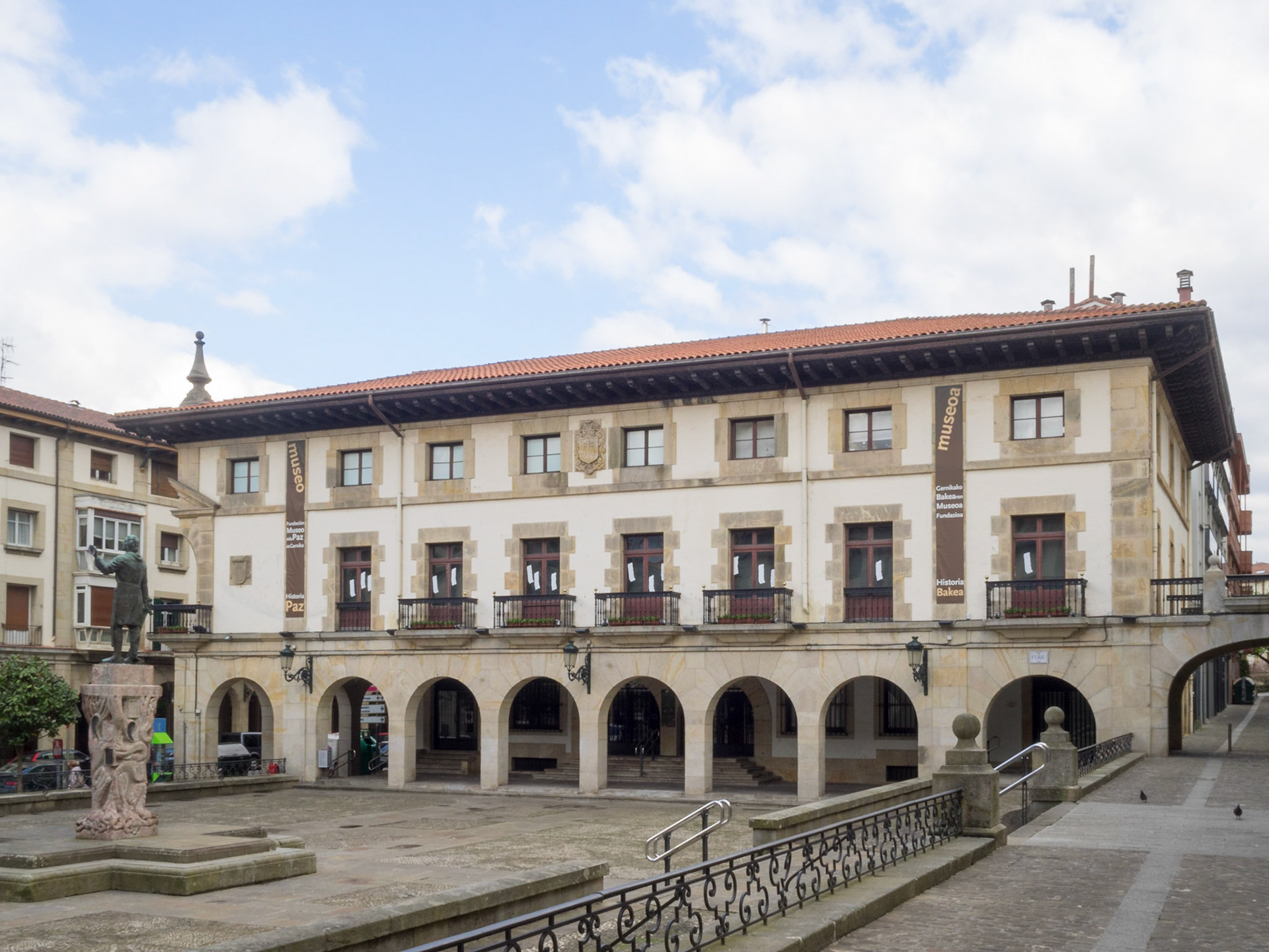 Guernica town square