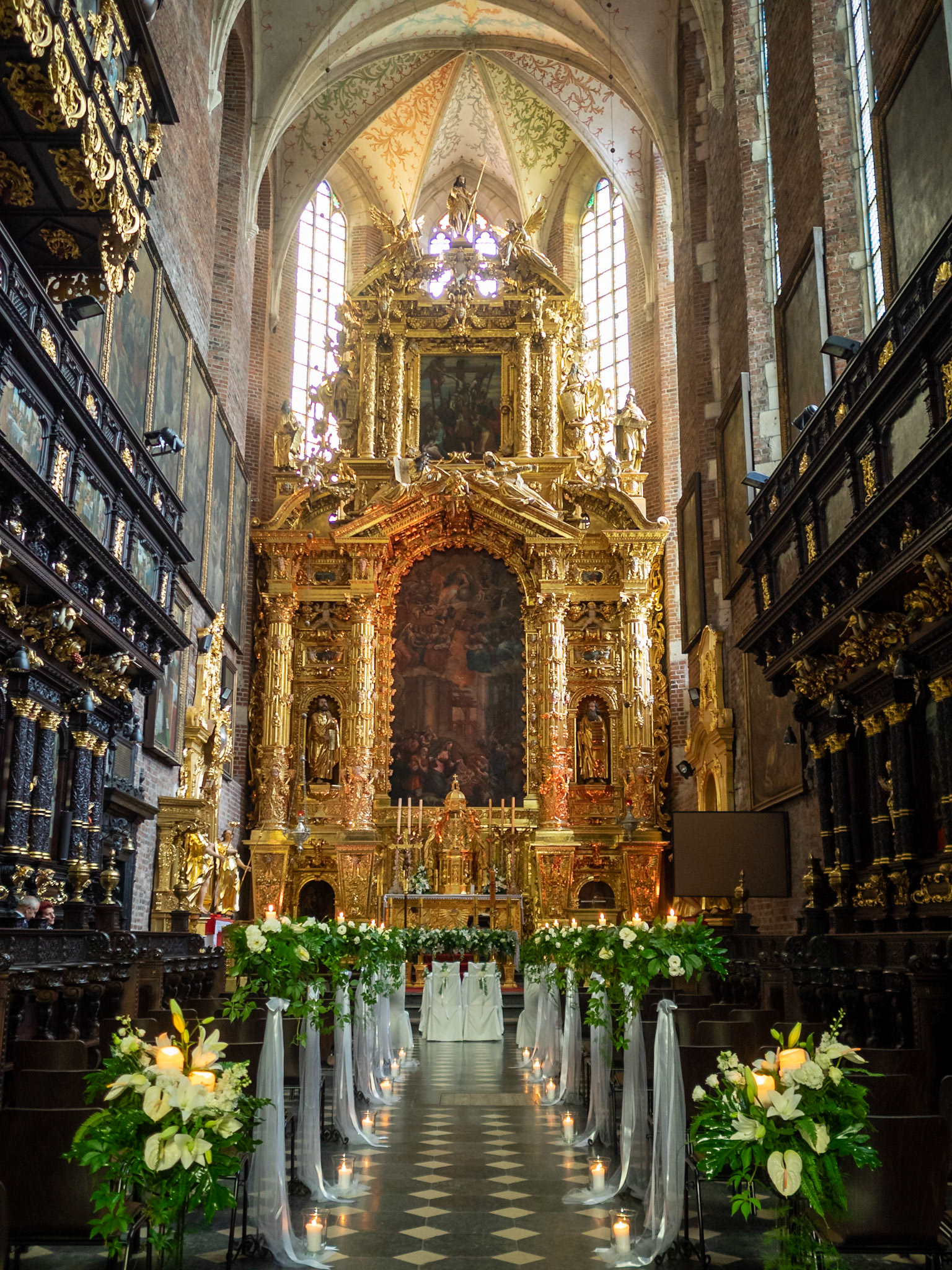 Main altar and choir of the Corpus Christi Basilica, Krakow