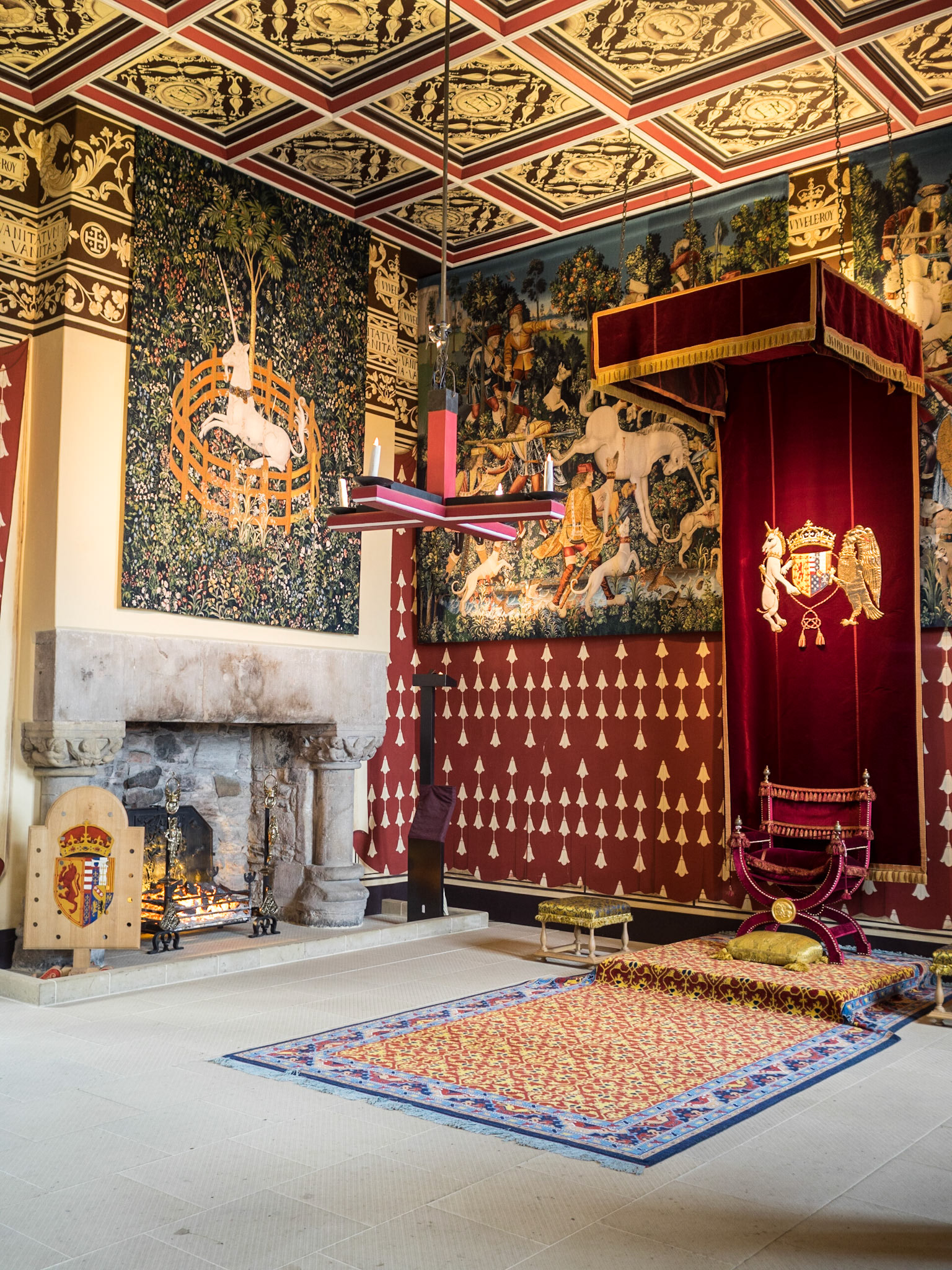Queen's Presence Chamber general view