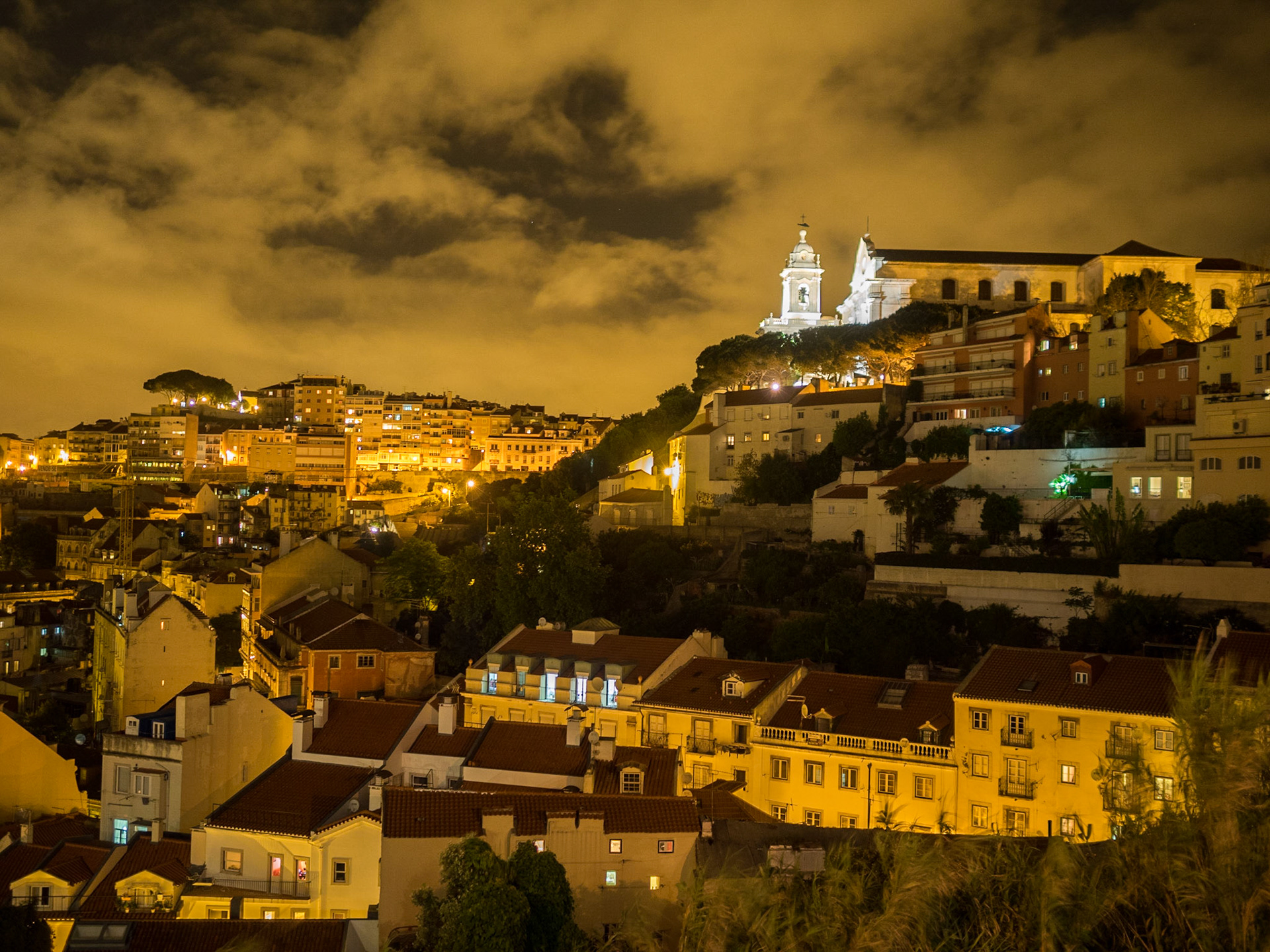 Night view of Graça hill