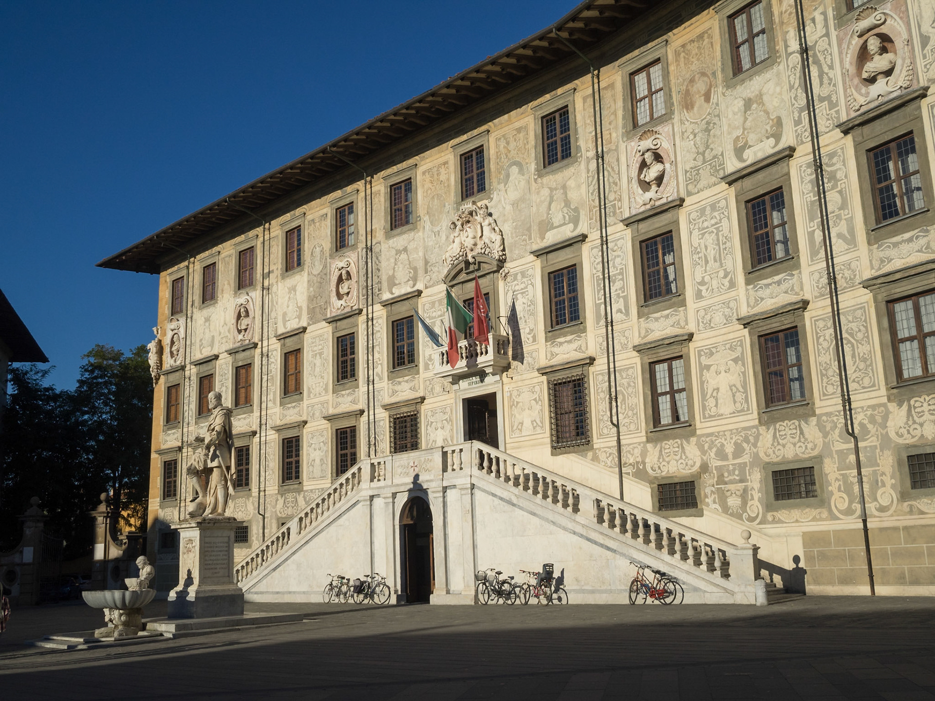 Palazzo della Carovana, Piazza dei Cavalieri, Pisa