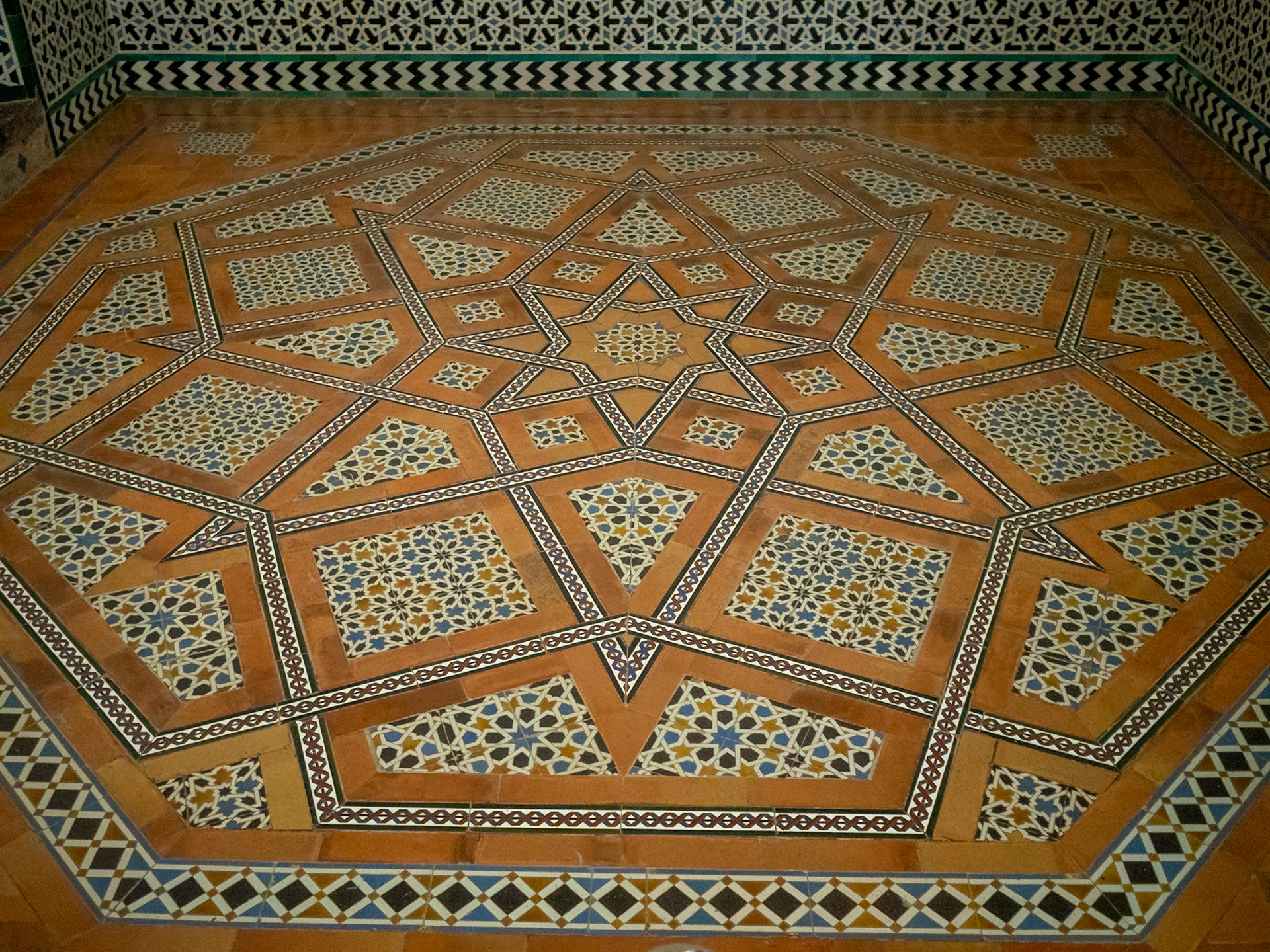 Prince's Room floor detail, Alcazar of Seville