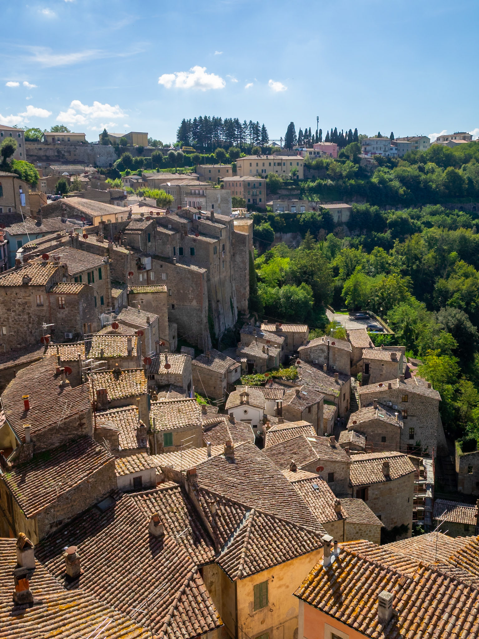 Sorano stone houses roofs seen from above