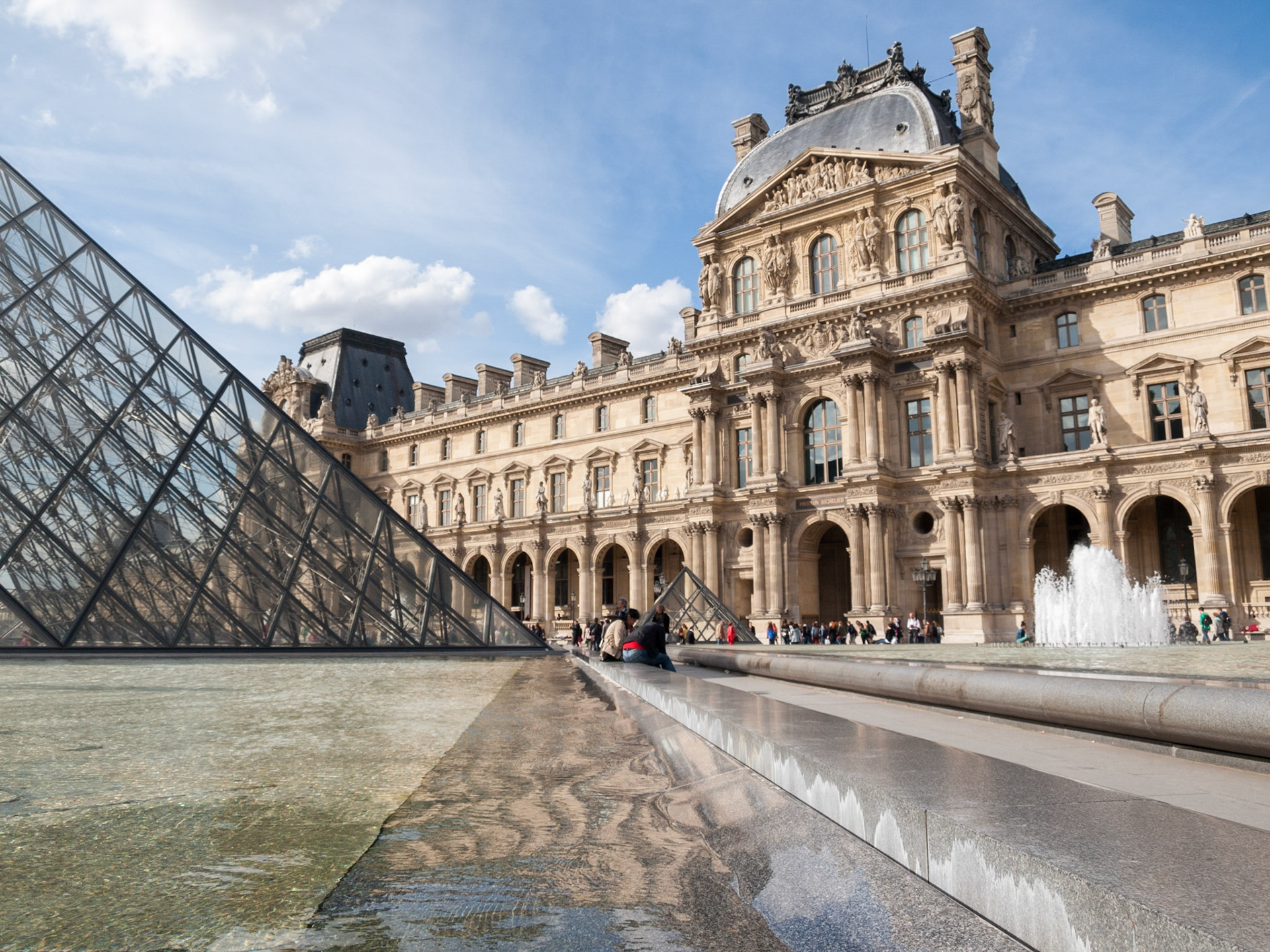 Louvre Museum