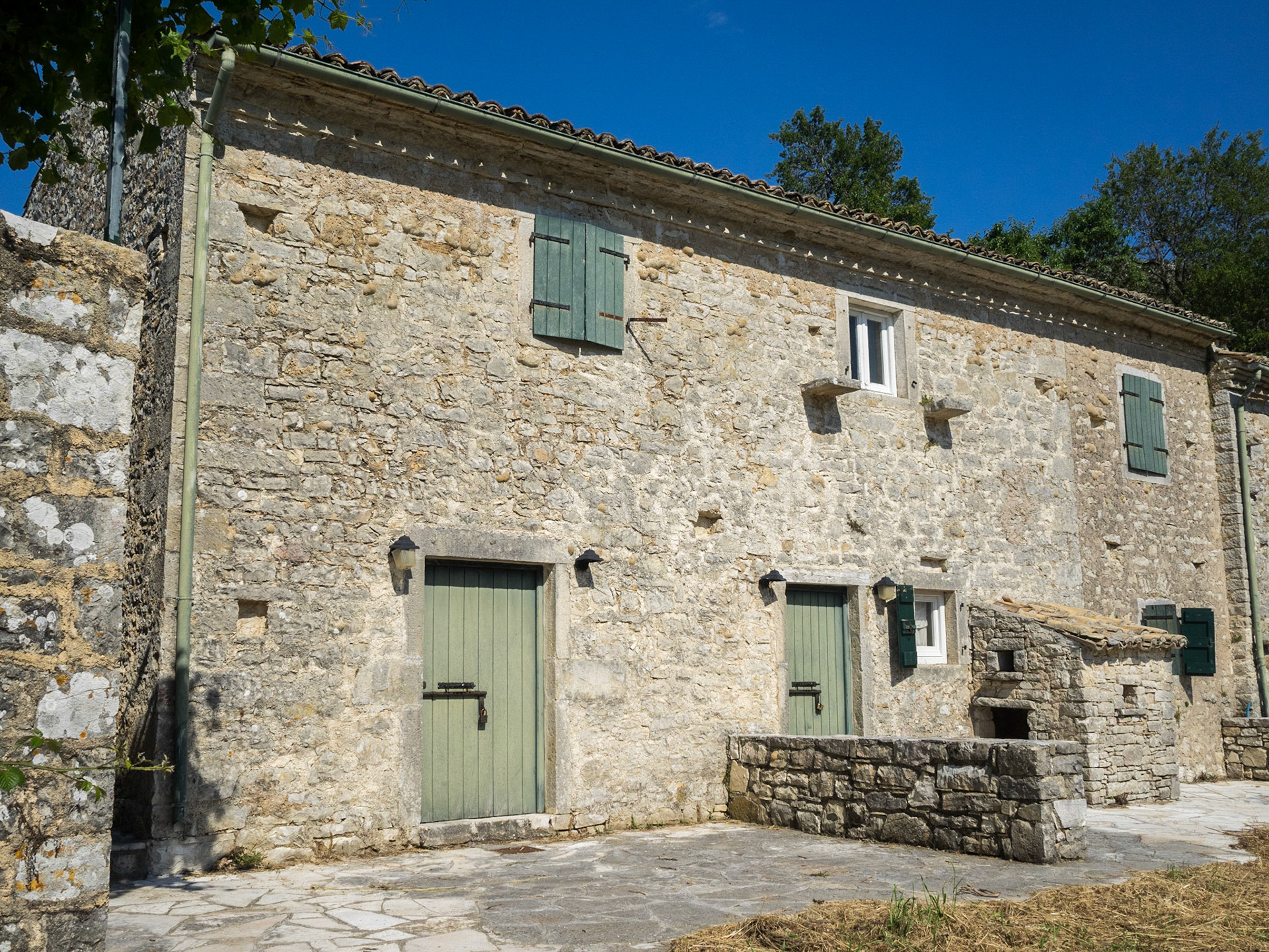 Houses of Old Perithia