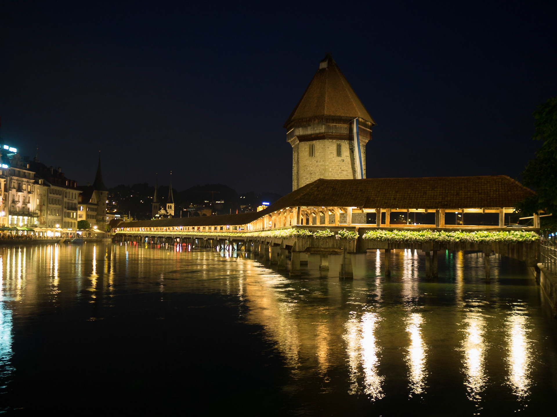 Kapellbruke night shot