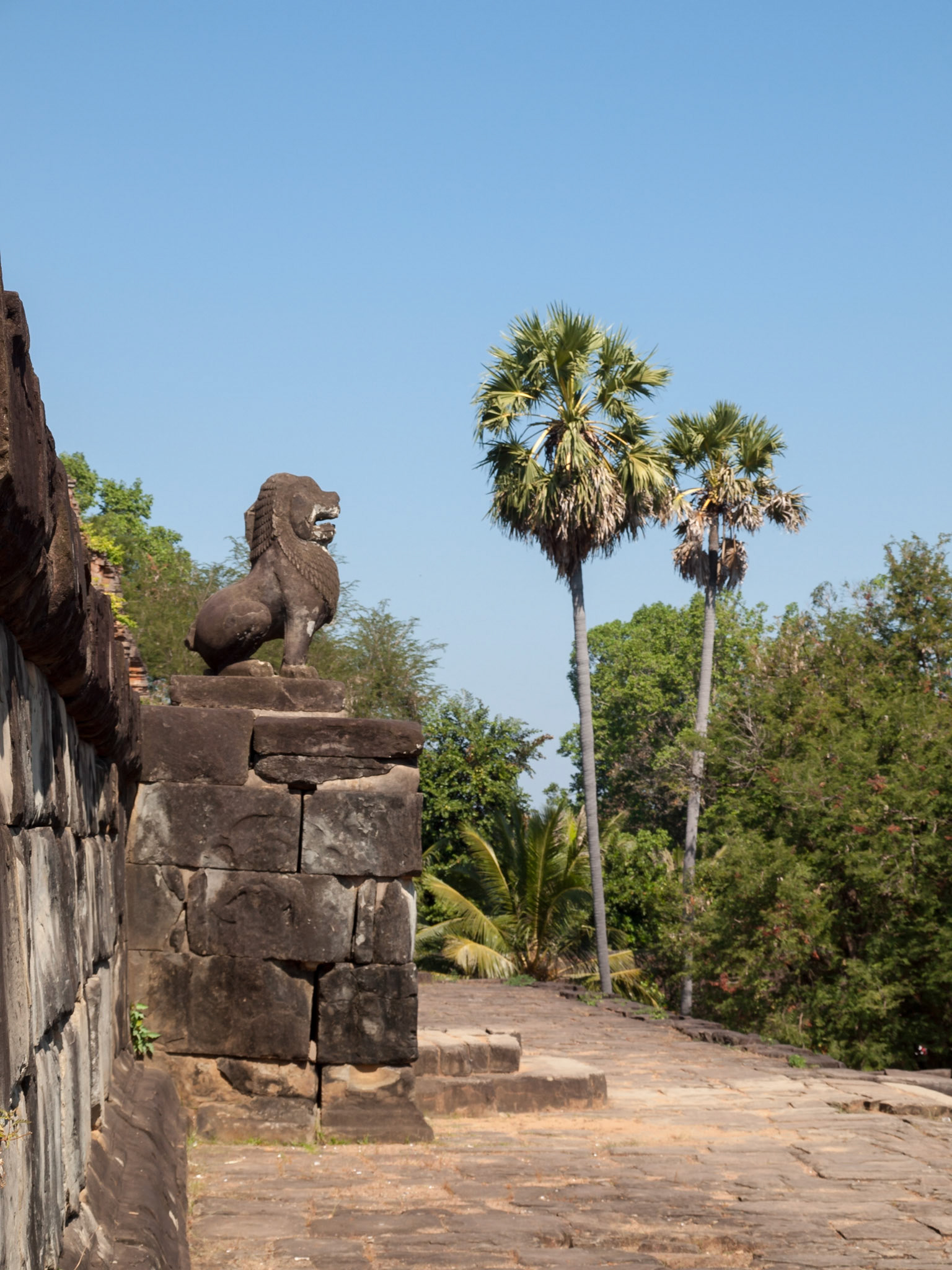 Bakong, Siem Reap, Cambodia - Build by Indravarman I and dedicated to Shiva. It reoresents Mt Meru