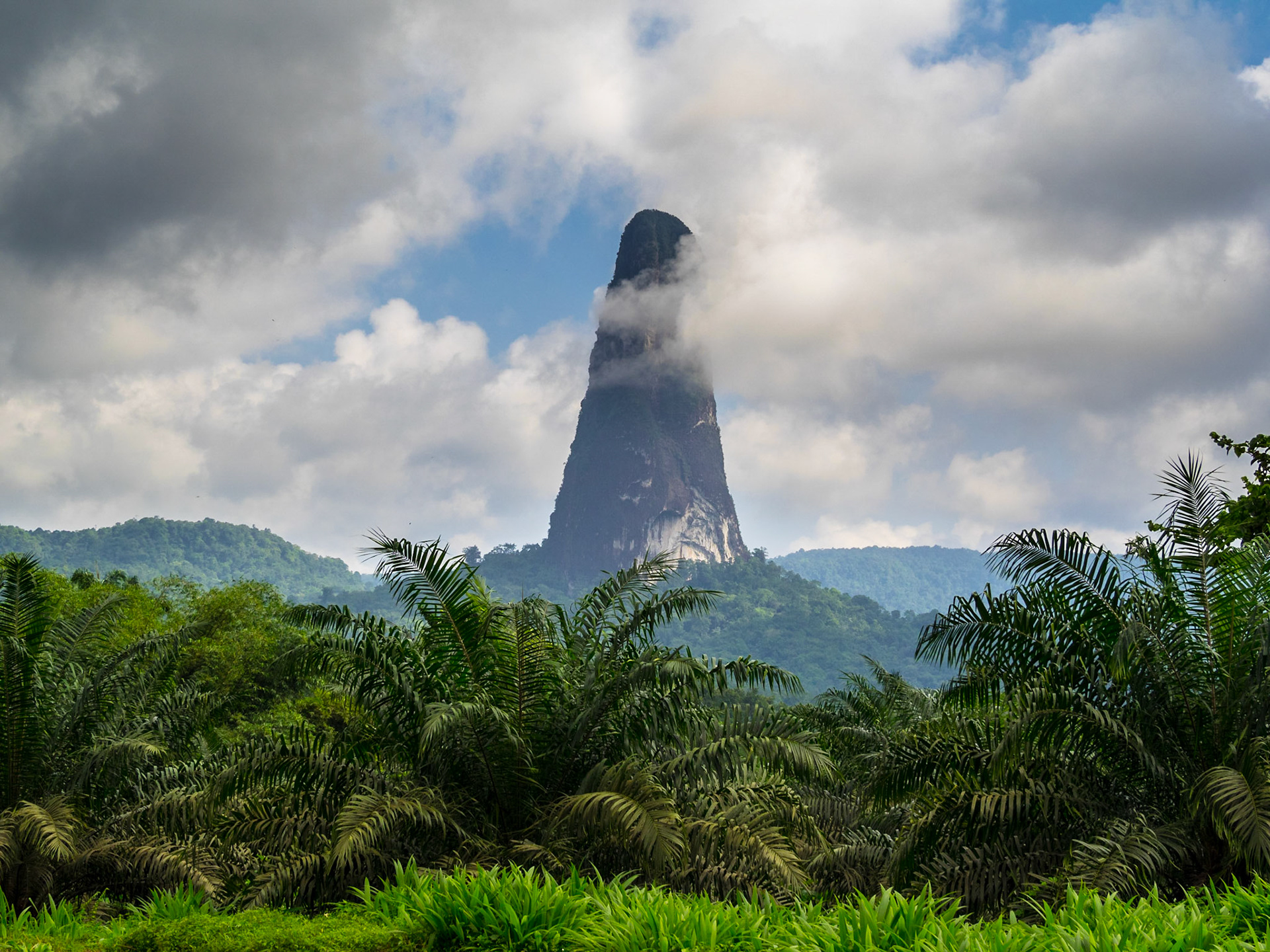 Pico do Cão Grande, São Tomé
