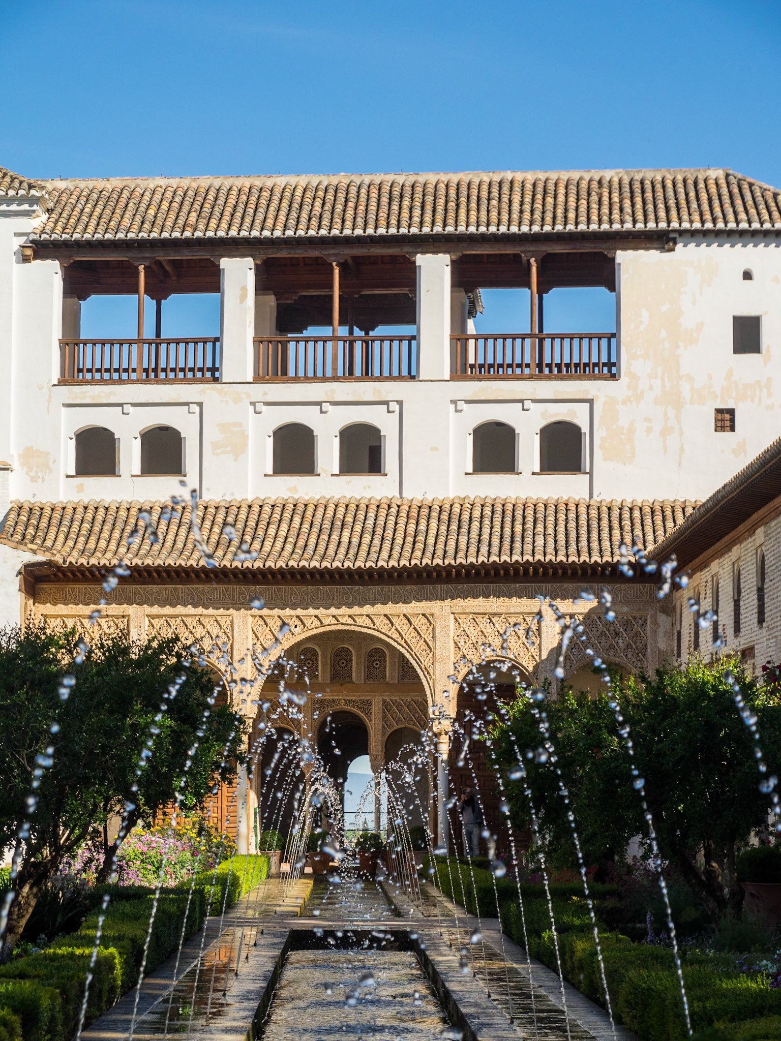 Patio de la Acequia fountain and garden