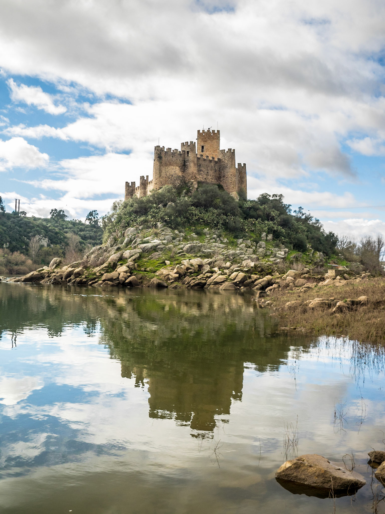 Almorol castle in Tagus river